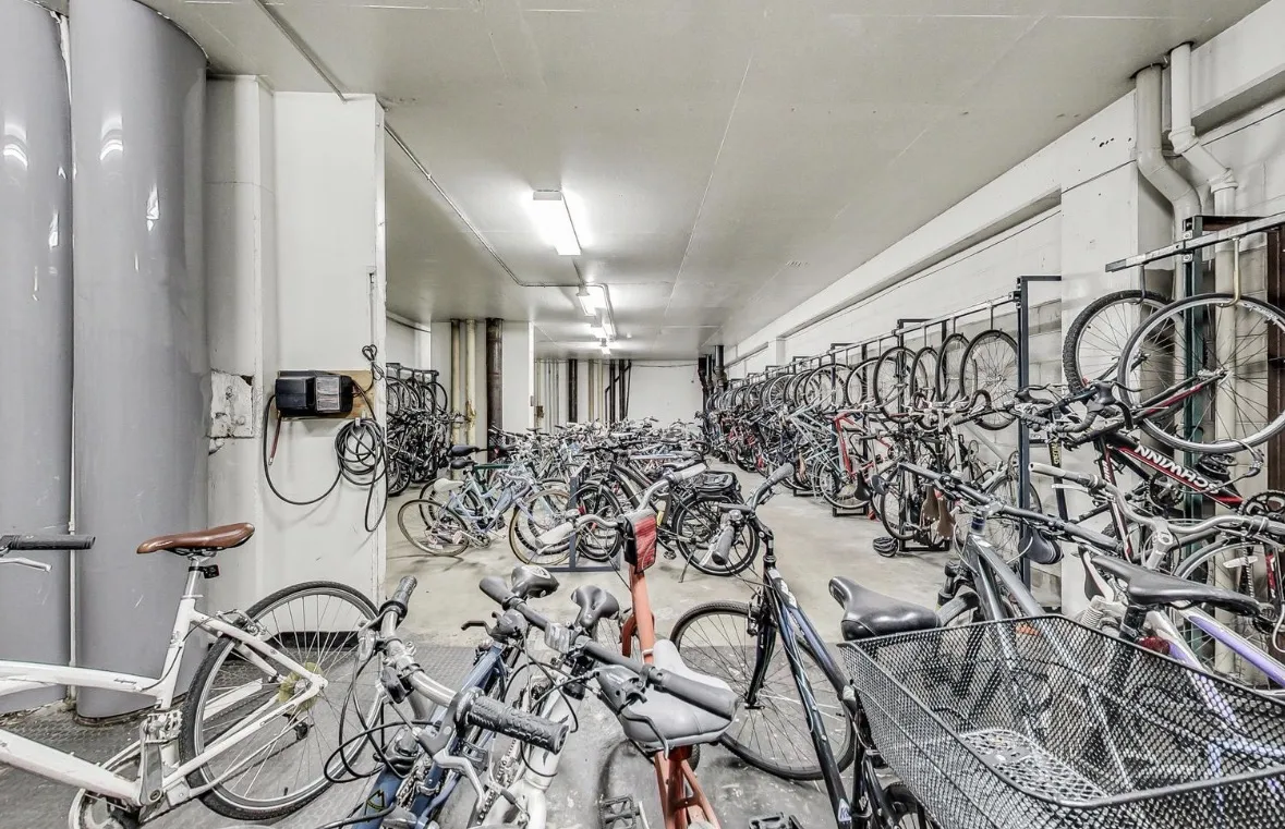 5455 N Sheridan Rd 60640 60640-Edgewater Palza-unit#3711-Chicago-IL