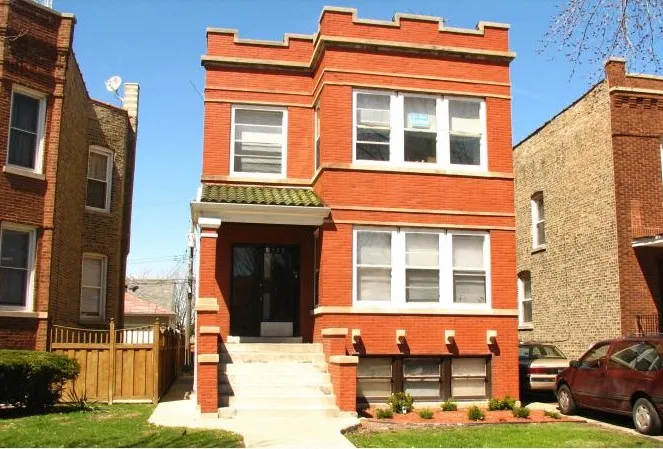 4928 W Barry Ave 60641 60641-1st fl in brick 2 flat-Chicago-IL