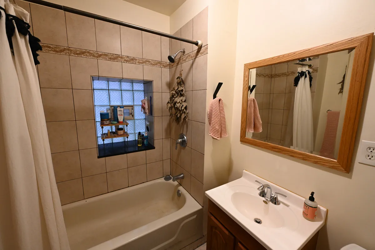 1110 N Oakley Blvd   60622 60622-unit#G-Chicago-IL