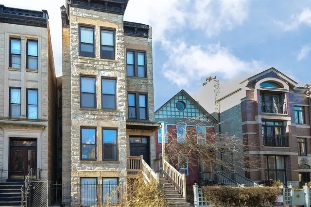 3032 N Kenmore Ave 60657-unit#1F-Chicago-IL