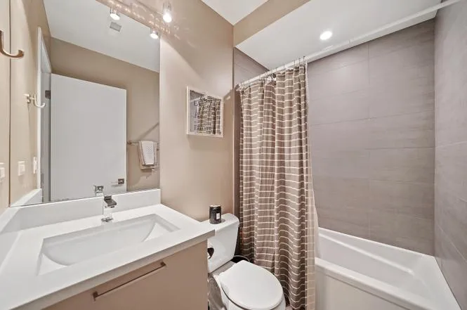 1938 N Francisco Ave 60647 60647-unit#4S-Chicago-IL