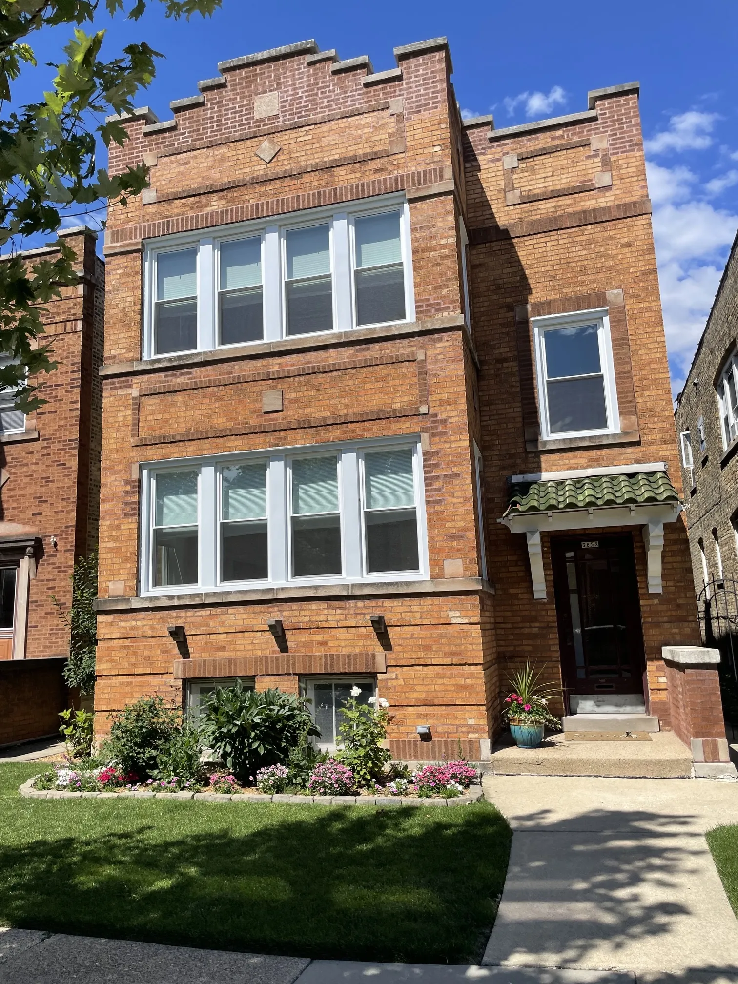 3652 N Whipple St 60618 60618-unit#1-Chicago-IL