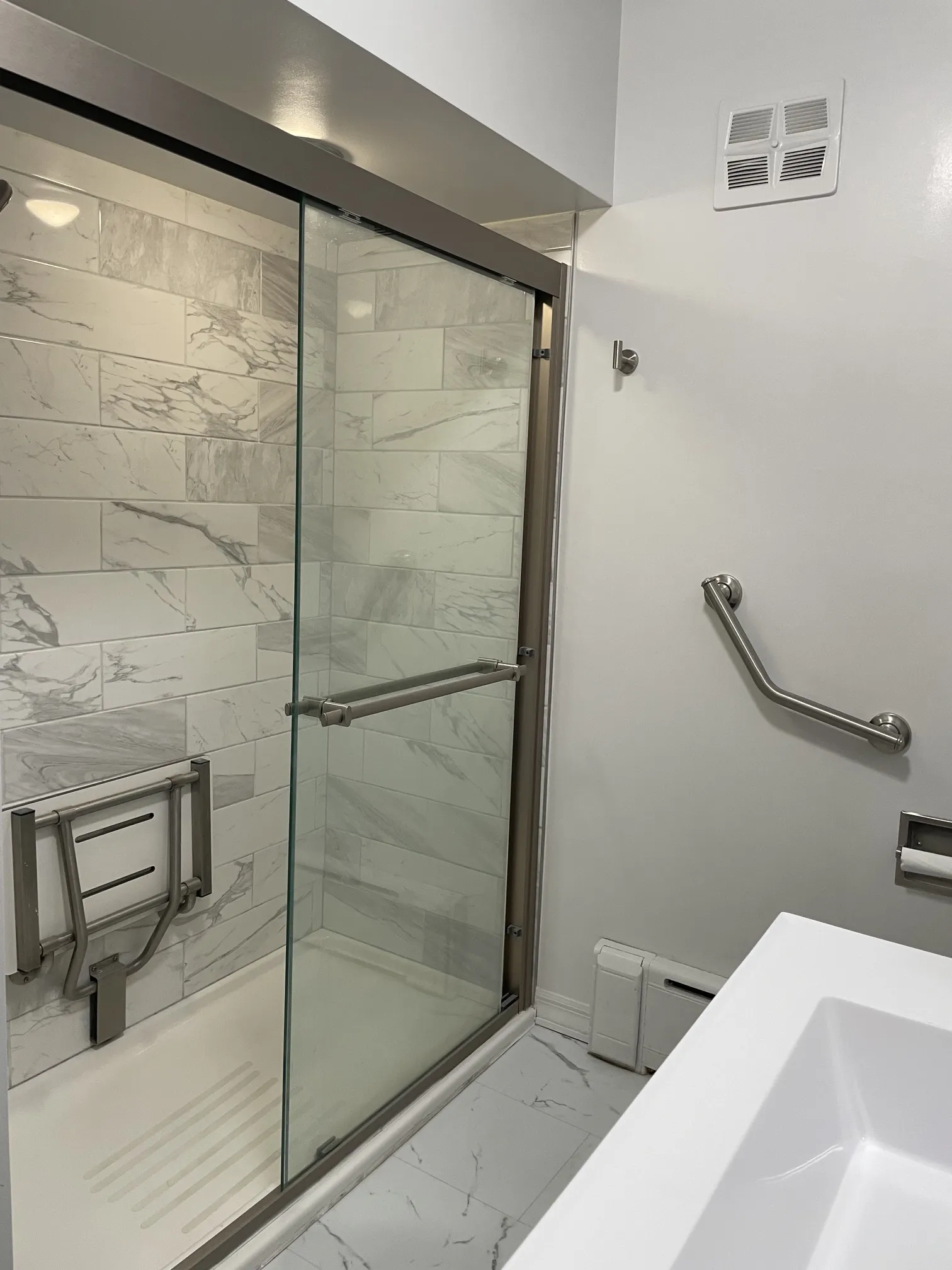 3652 N Whipple St 60618 60618-unit#1-Chicago-IL