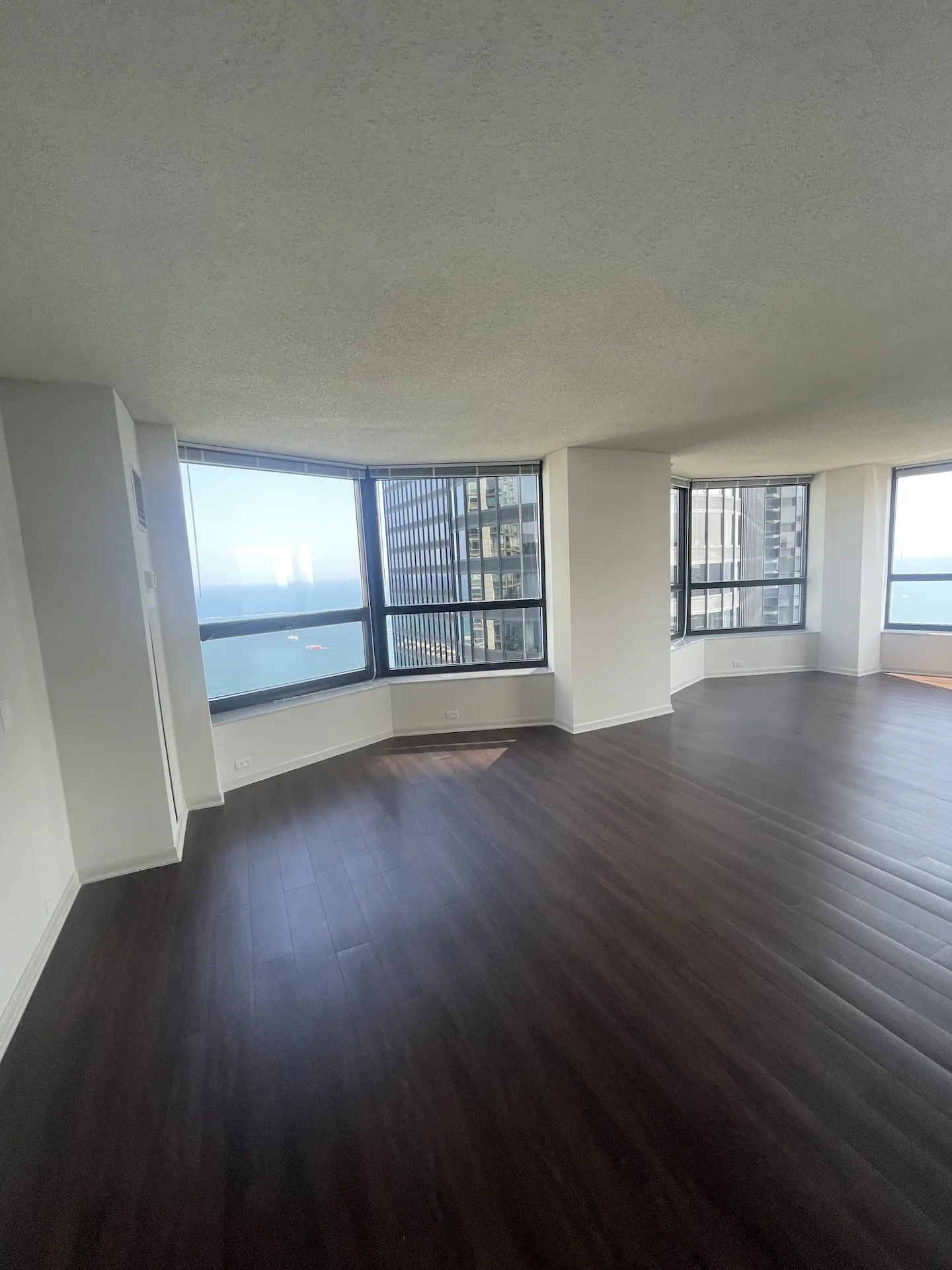 175 N Harbor Dr   60601 60601-unit#2802-Chicago-IL