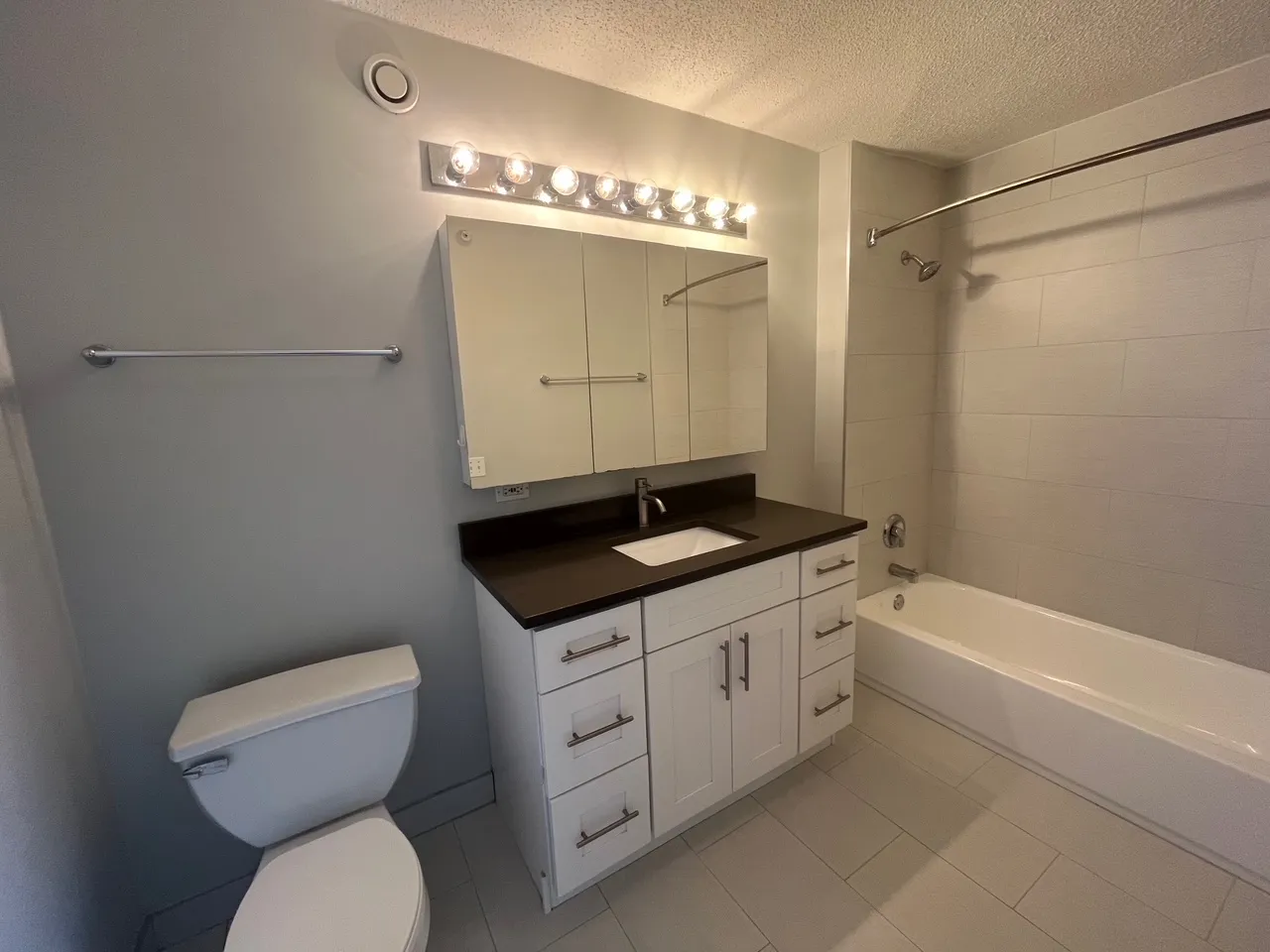 540 N Dearborn St   60610 60610-unit#1311-Chicago-IL