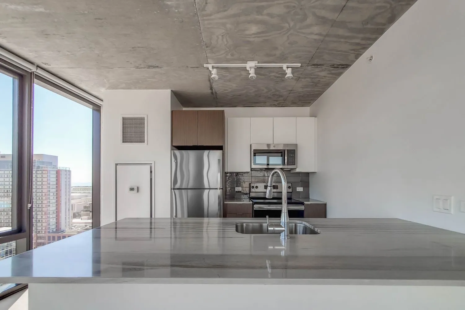 2111 S Wabash Ave   60616 60616-unit#1706-Chicago-IL