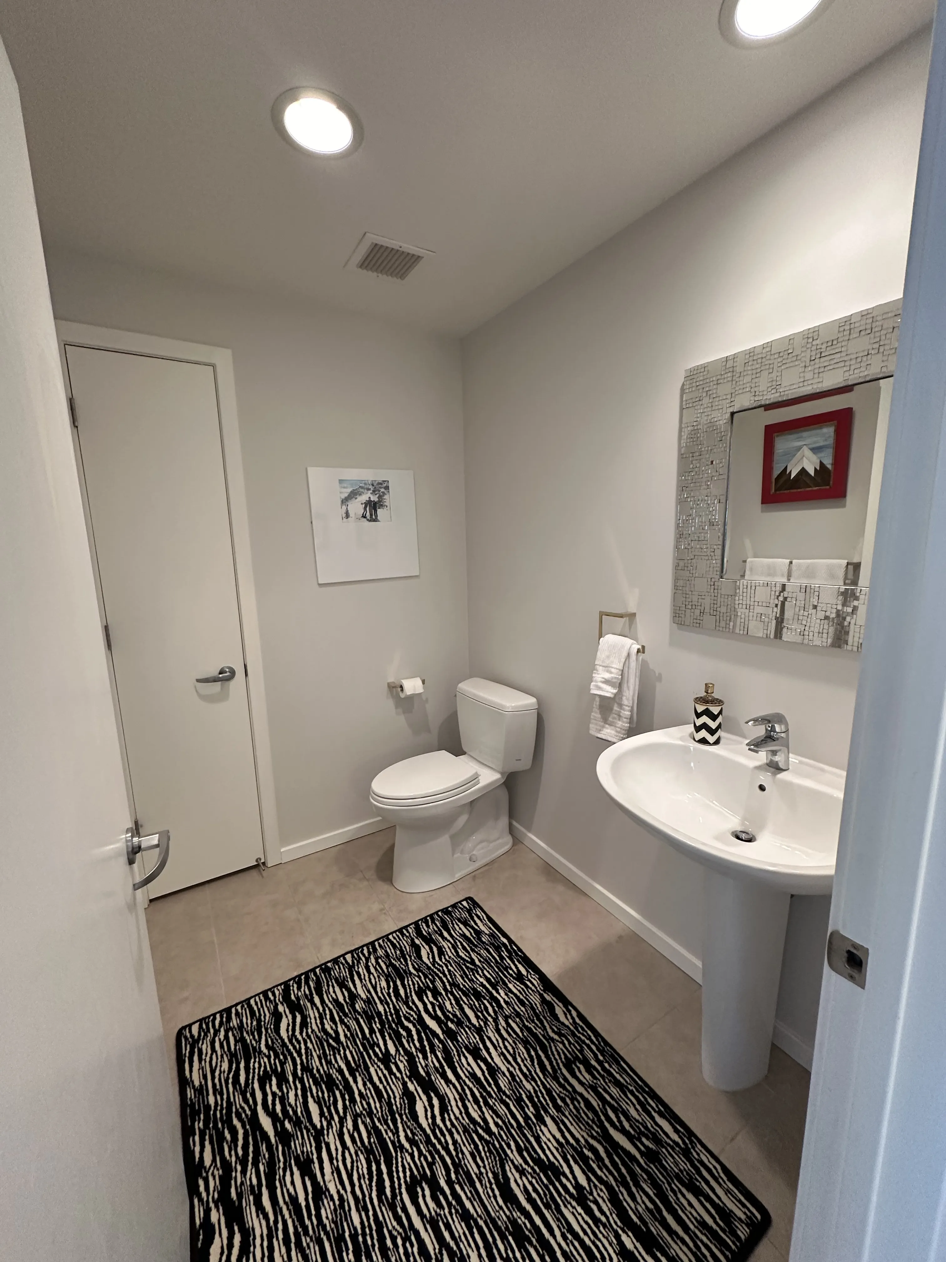 240 E Illinois St 60611 60611-CityFront Plaza -unit#2309-Chicago-IL