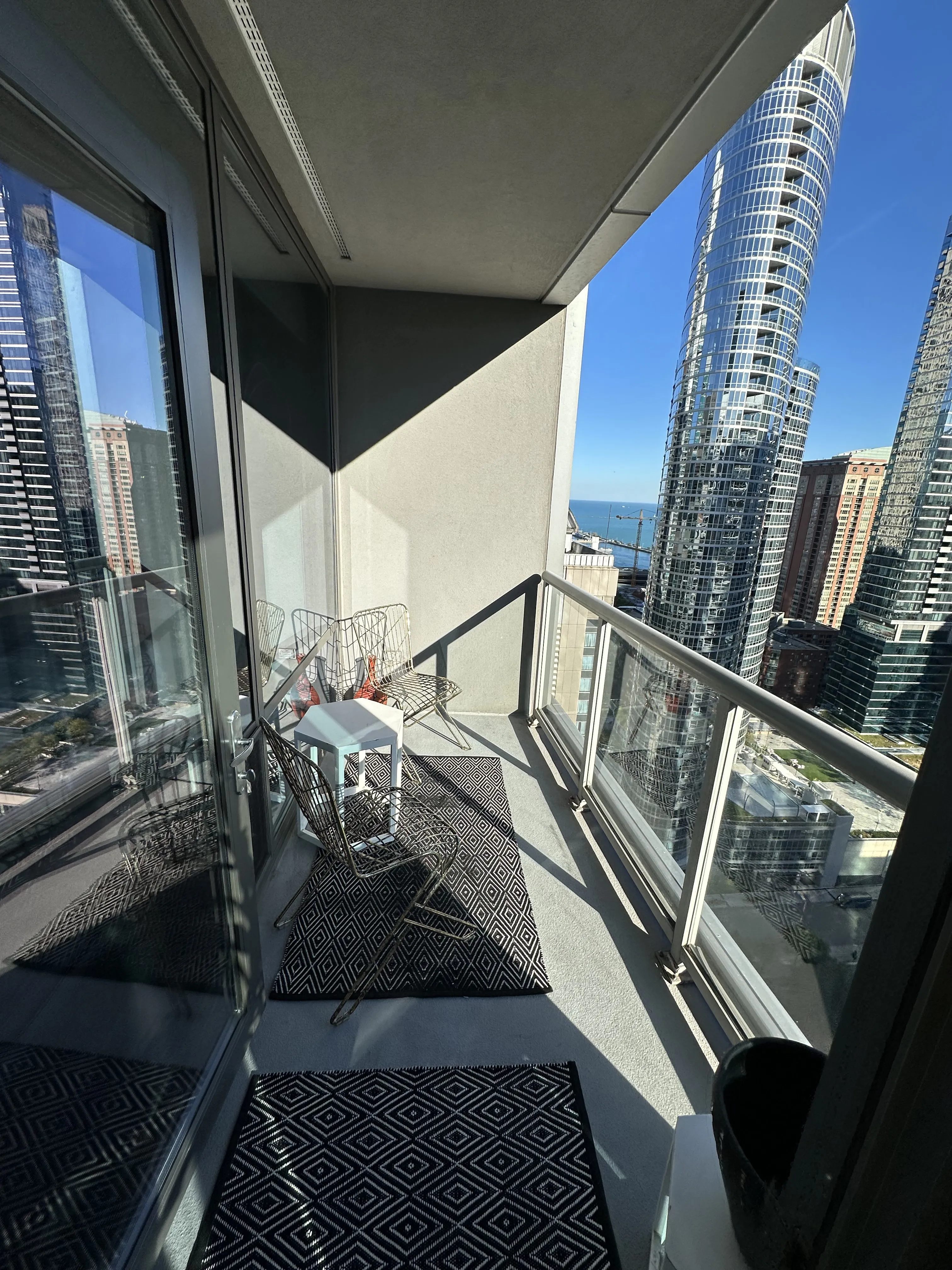 240 E Illinois St 60611 60611-CityFront Plaza -unit#2309-Chicago-IL