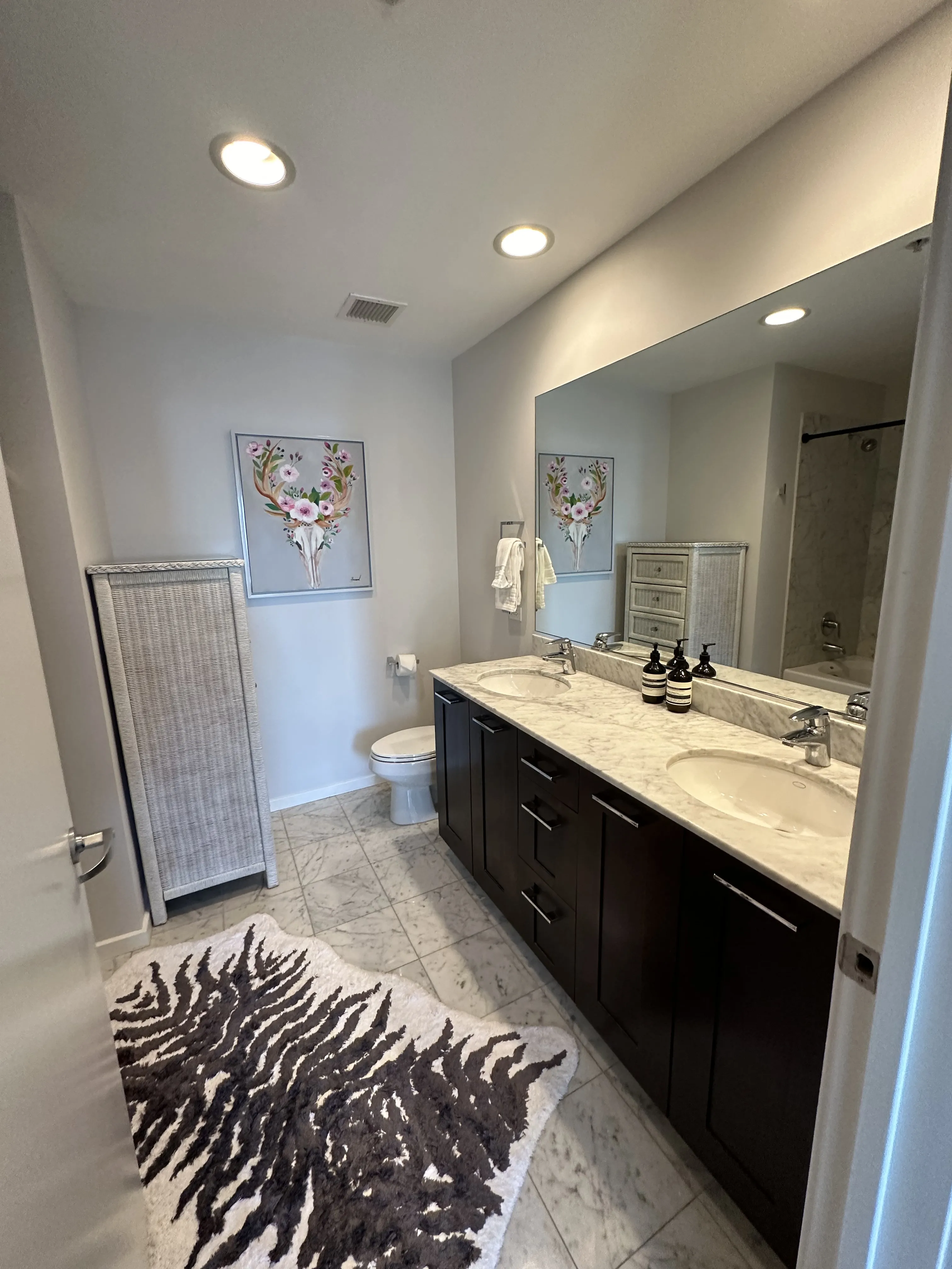 240 E Illinois St 60611 60611-CityFront Plaza -unit#2309-Chicago-IL