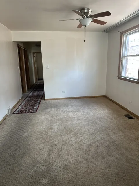 1916 W Farwell Ave 60626 , 2ND FLOOR UNIT 60626-Chicago-IL