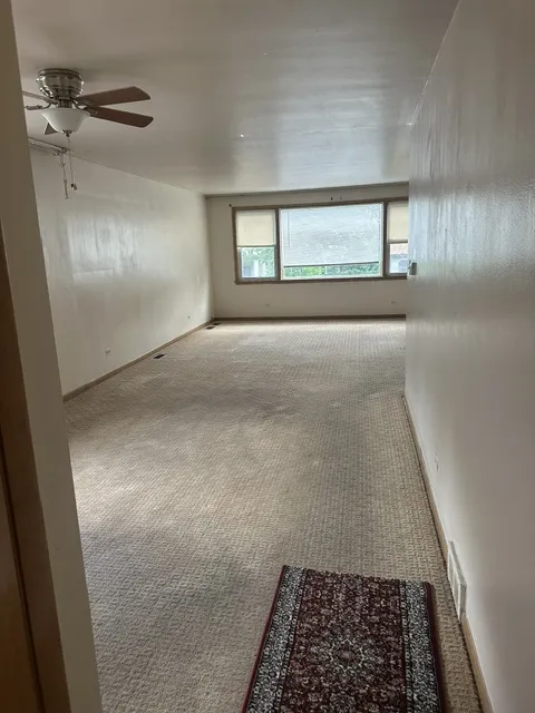 1916 W Farwell Ave 60626 , 2ND FLOOR UNIT 60626-Chicago-IL
