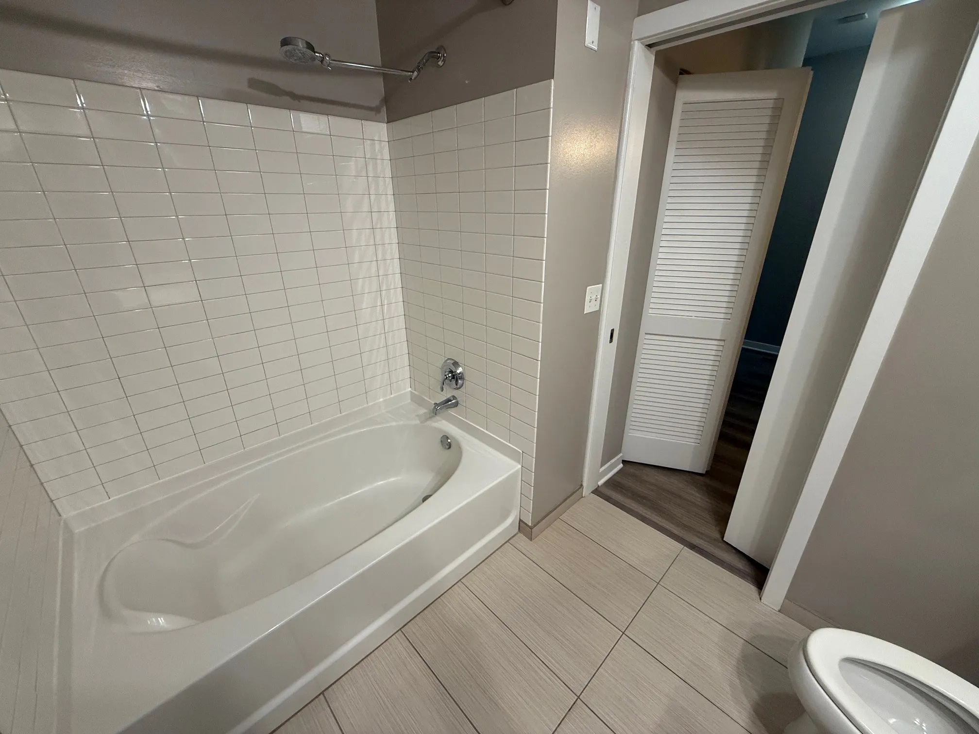 188 W Randolph St   60601 60601-unit#1807-Chicago-IL
