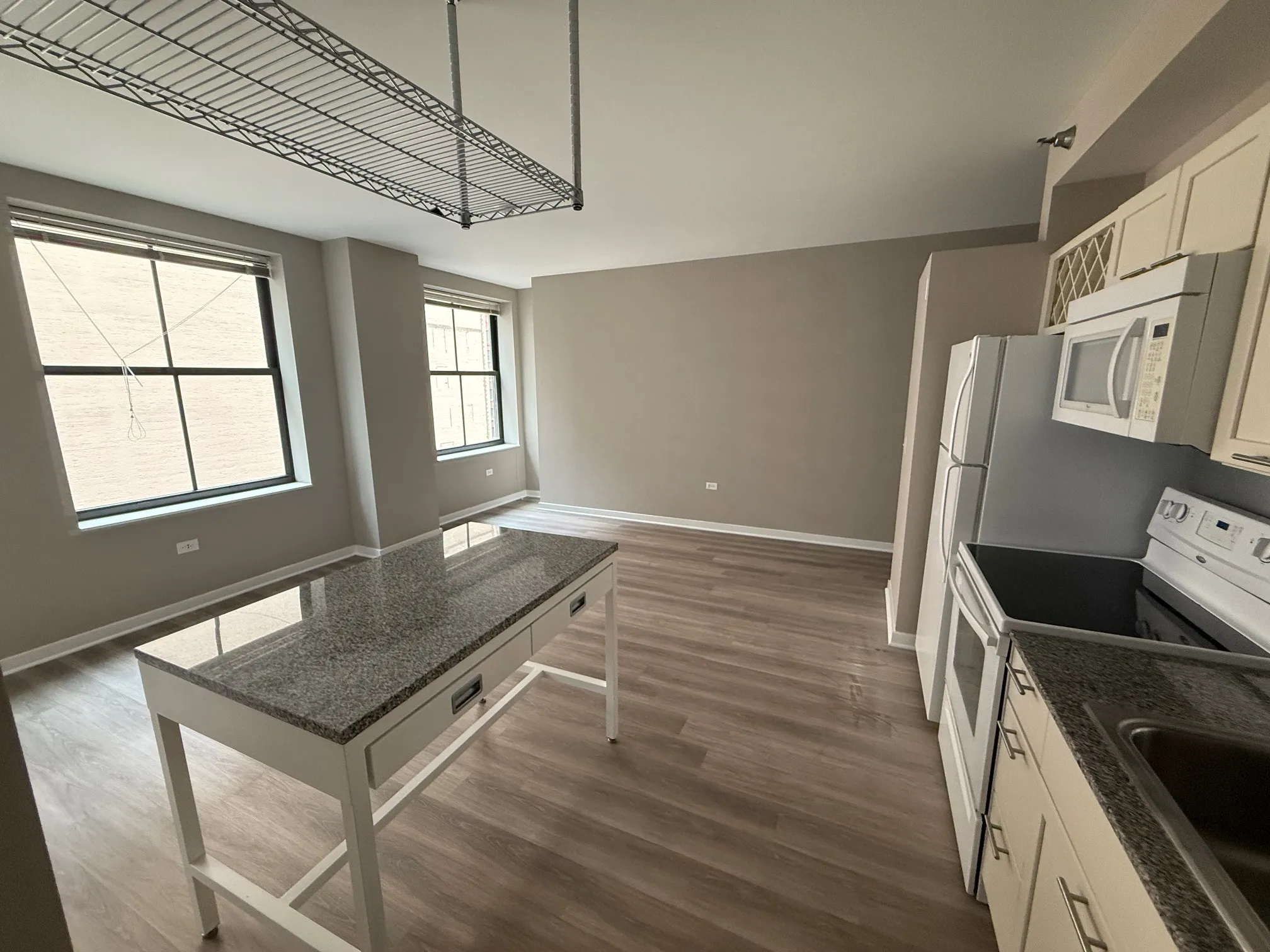 188 W Randolph St   60601 60601-unit#1807-Chicago-IL