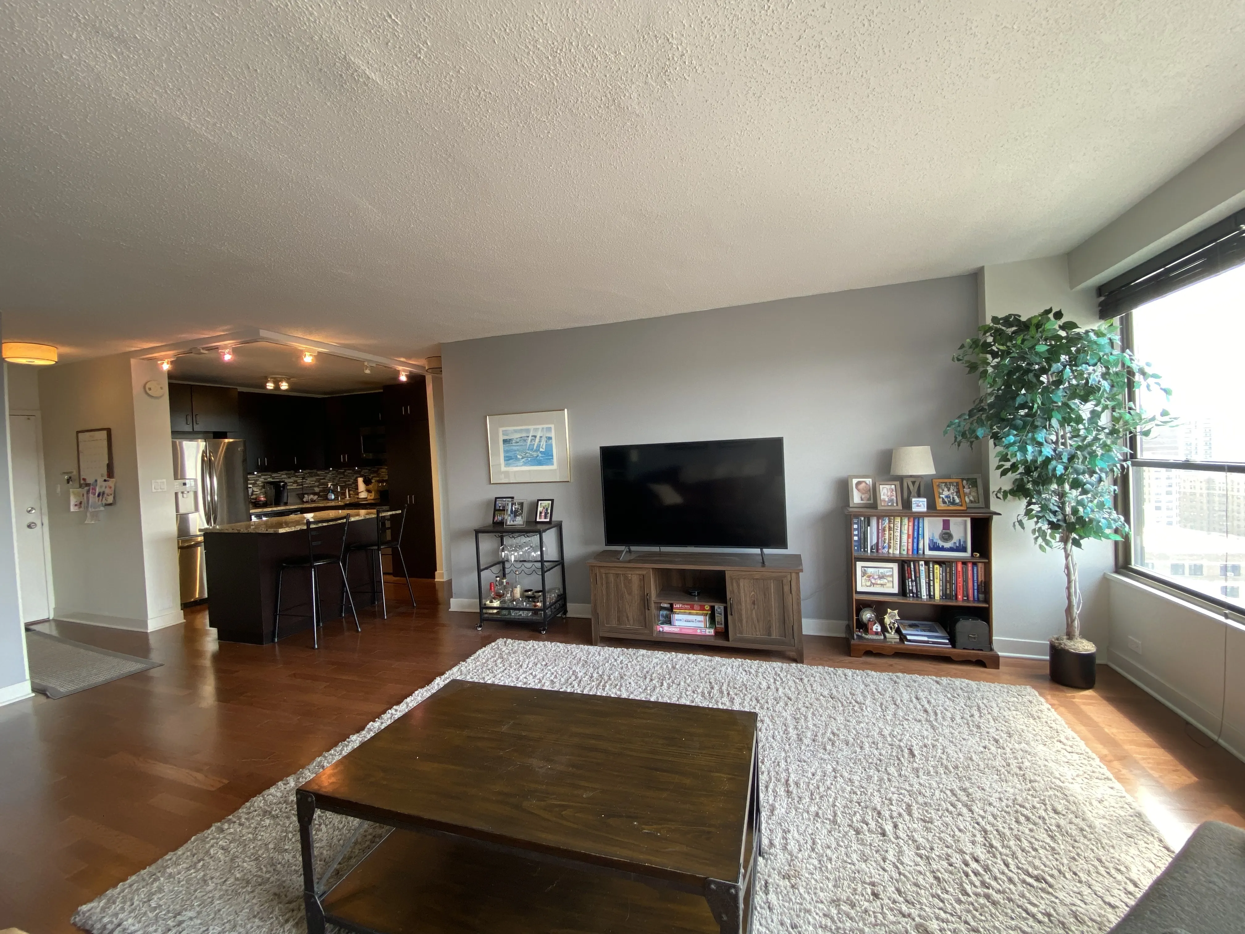 2930 N SHERIDAN RD 60657-unit#1902-Chicago-IL