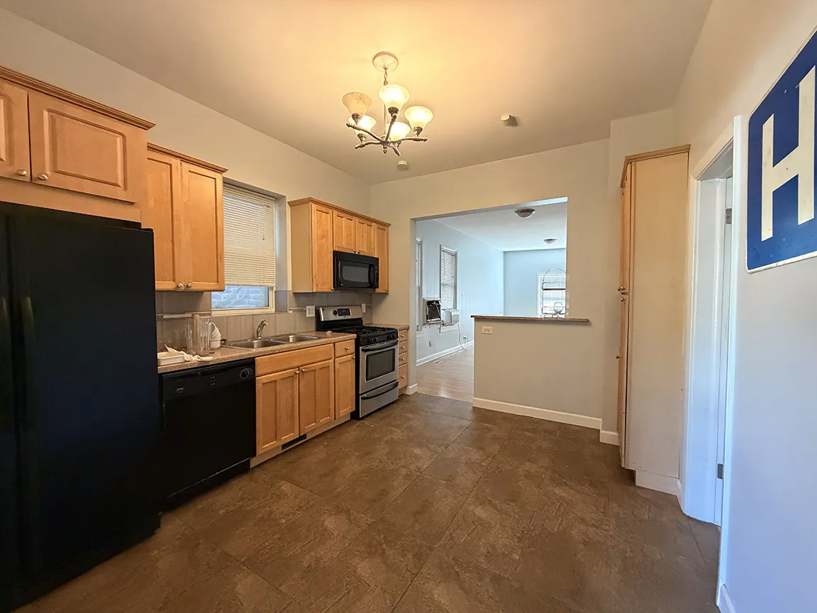 2047 N Albany Ave   60647 60647-Chicago-IL