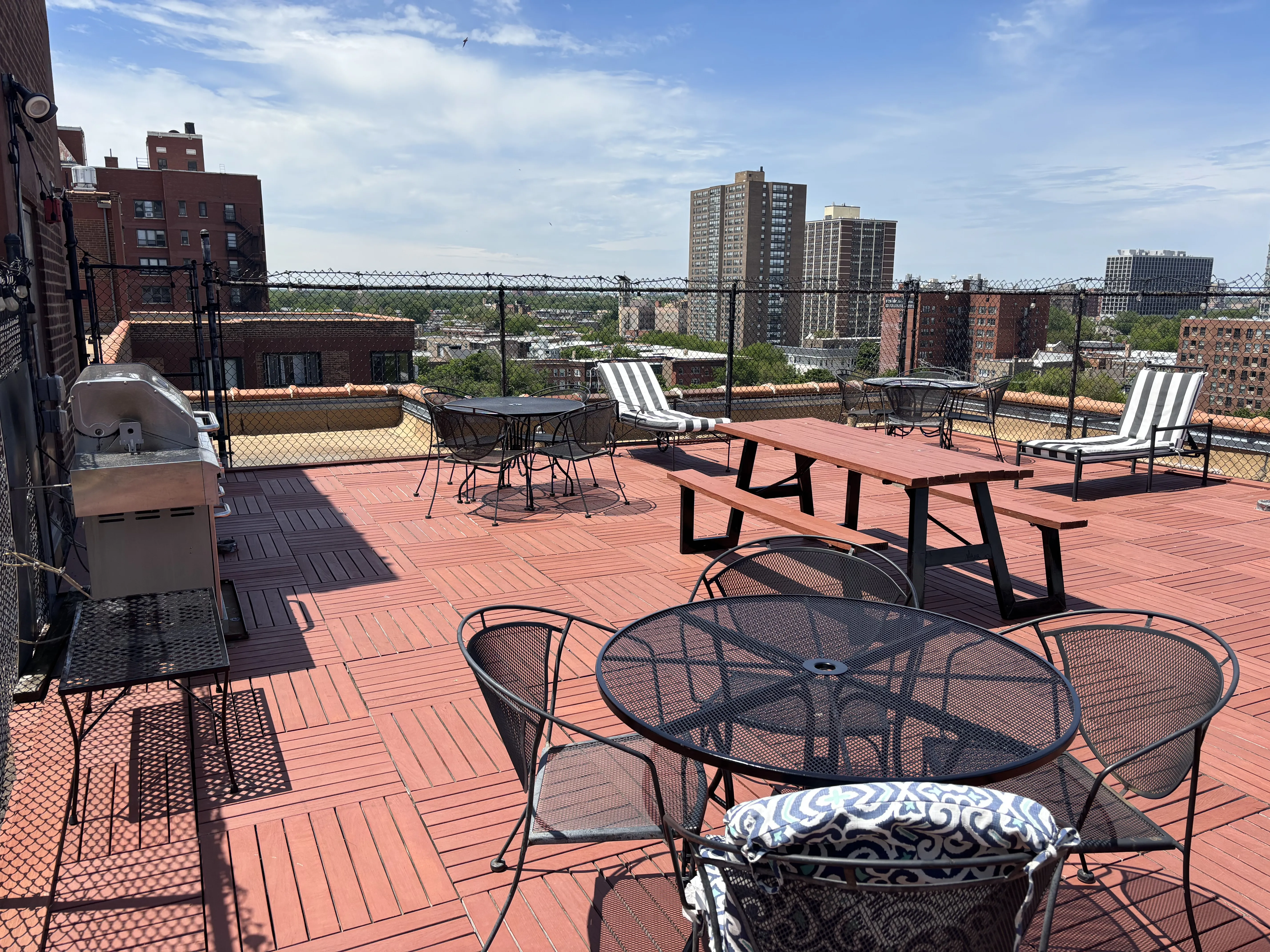 708 W Bittersweet Pl   60613 60613-unit#711-Chicago-IL
