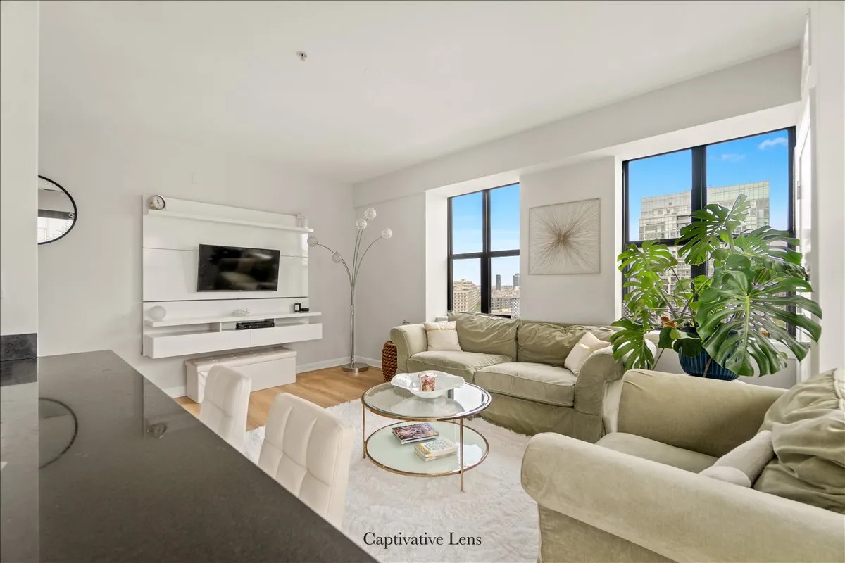 451 W Huron St 60654-Hudson & Huron-unit#1507-Chicago-IL