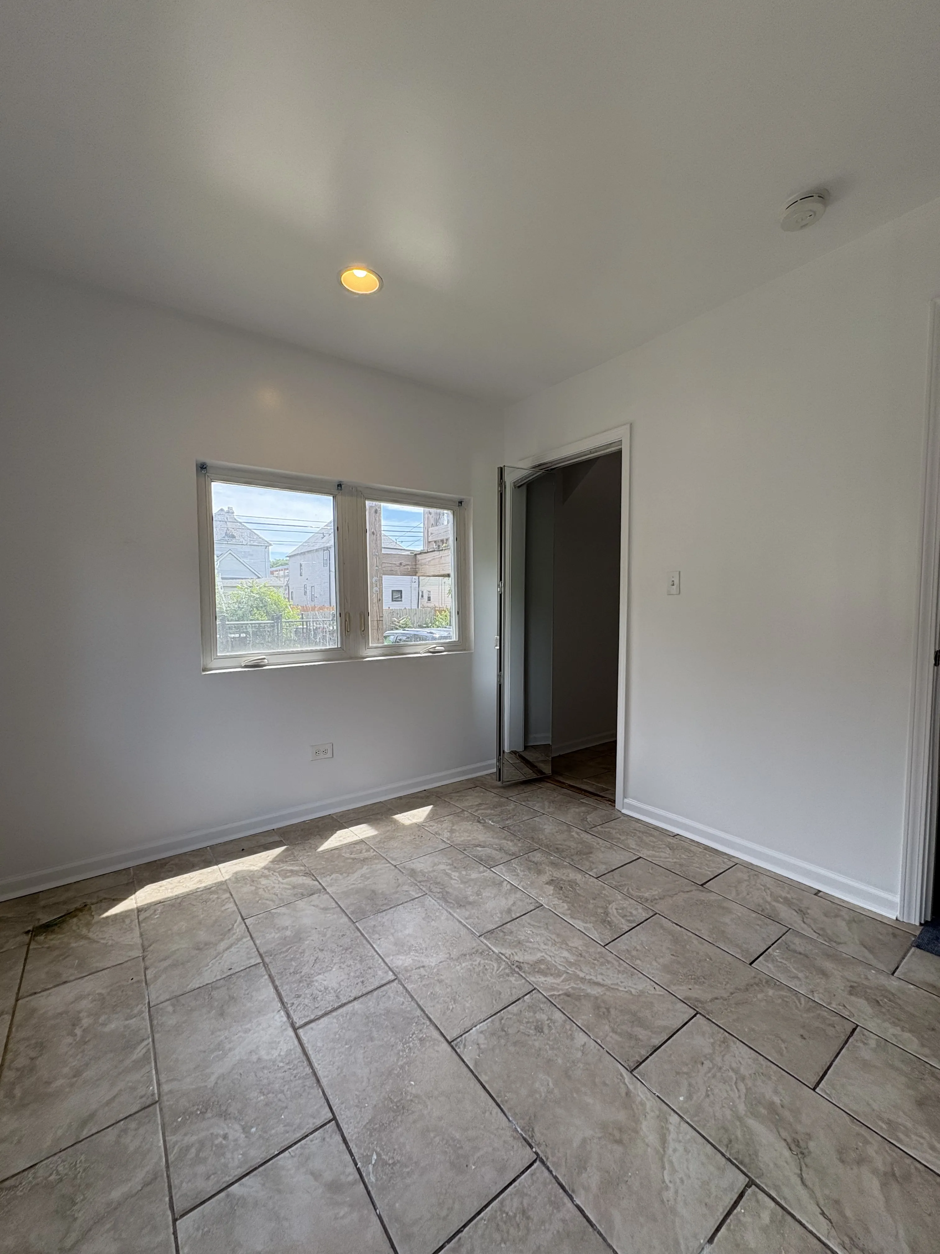 8513 S Sangamon St   60620 60620-Chicago-IL