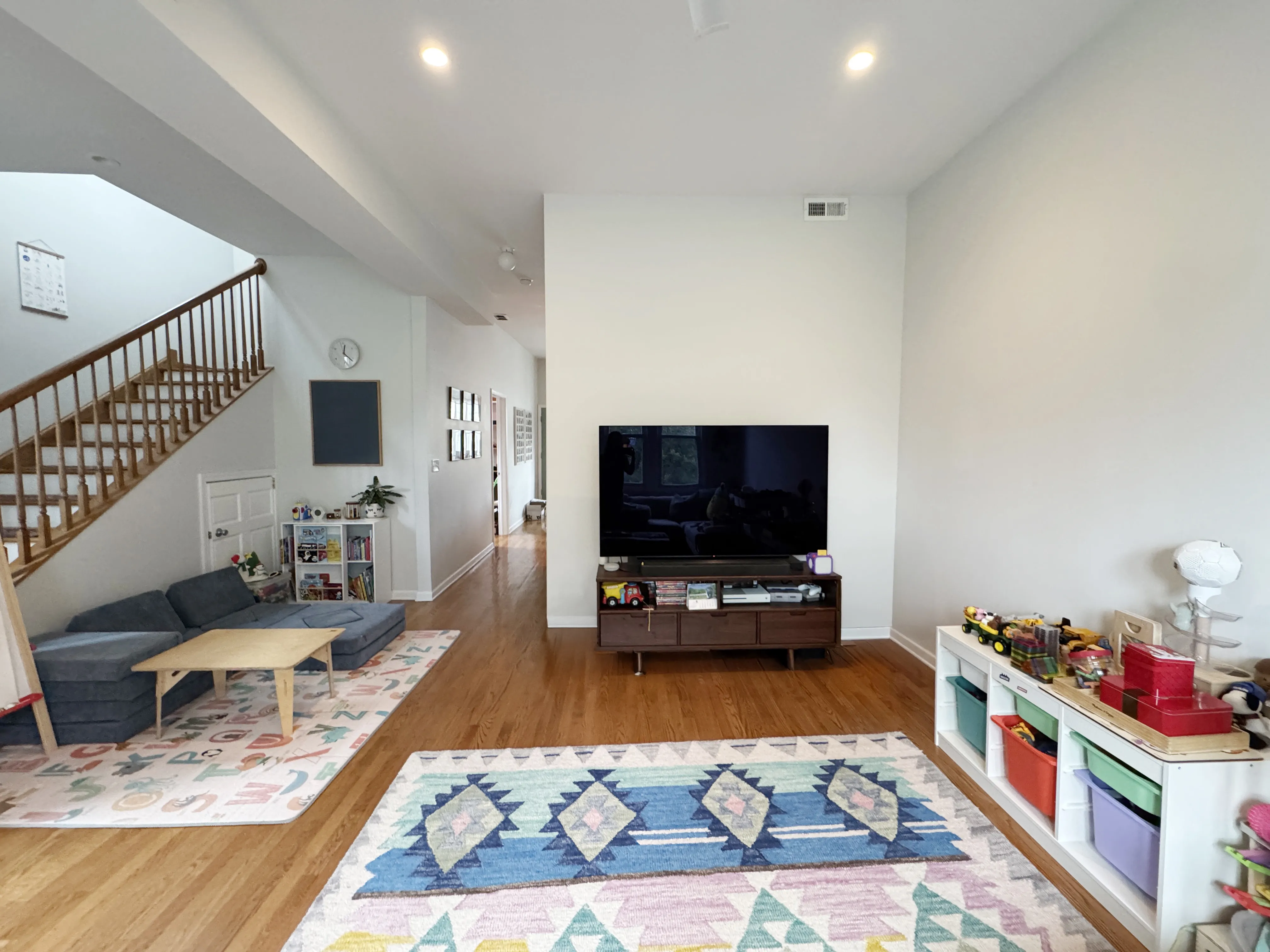 3027 N Central Park Ave   60618 60618-unit#2-Chicago-IL