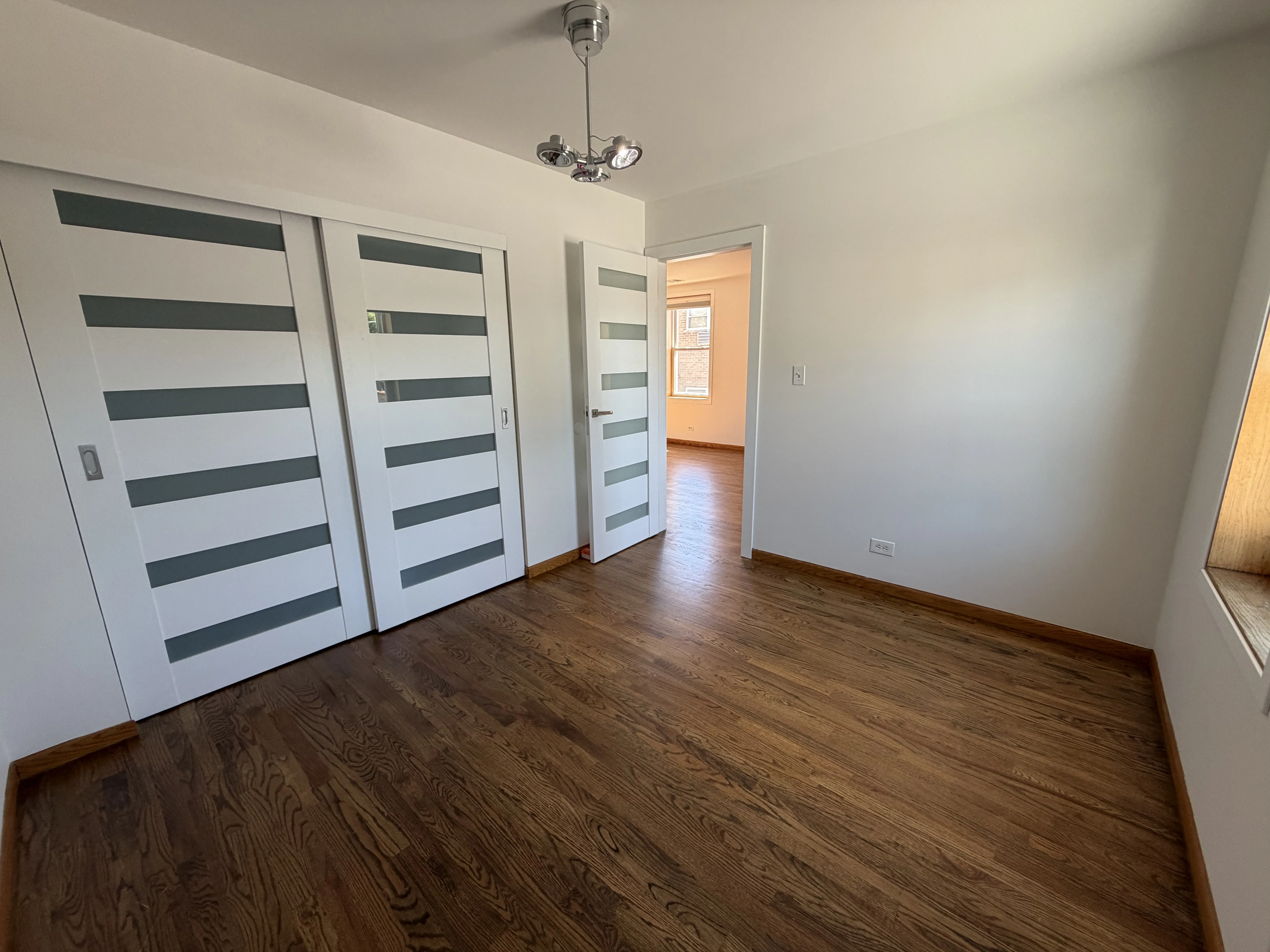 5615 W Irving Park Rd   60634 60634-unit#2R-Chicago-IL