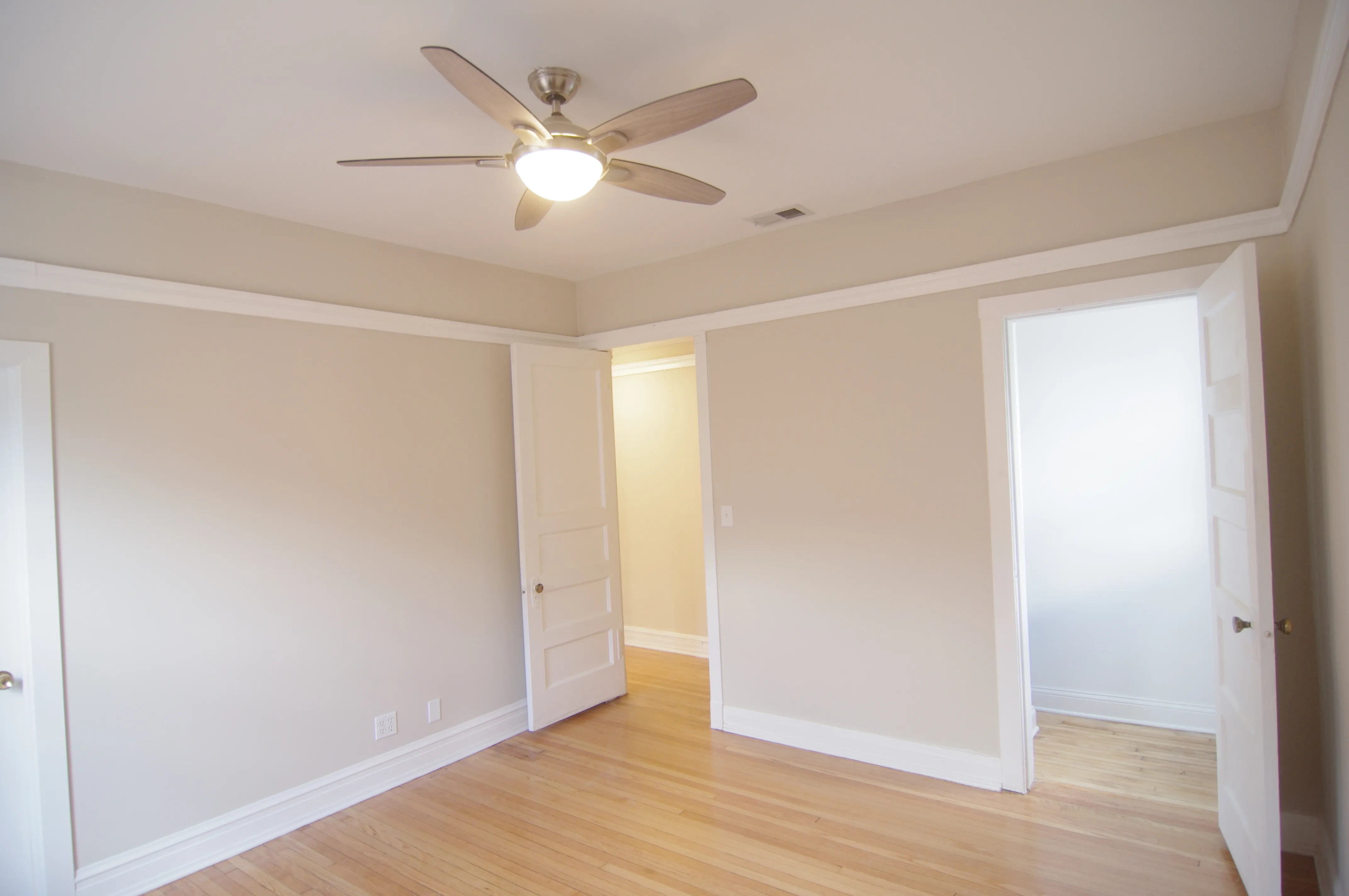 1522 W Sunnyside Ave   60640 60640-Sunnyside -unit#1-Chicago-IL