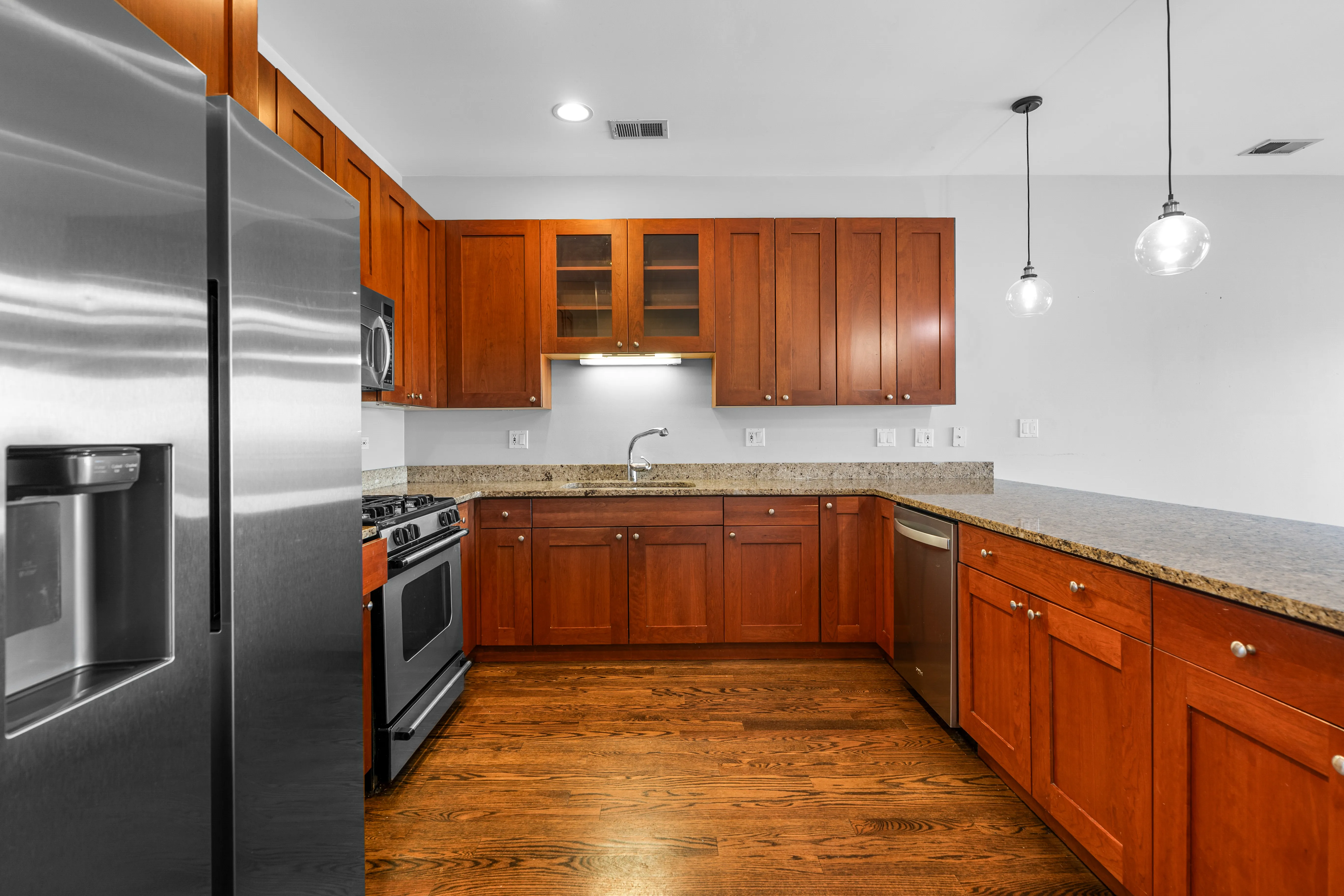 529 N Racine Ave   60642 60642-unit#3-Chicago-IL