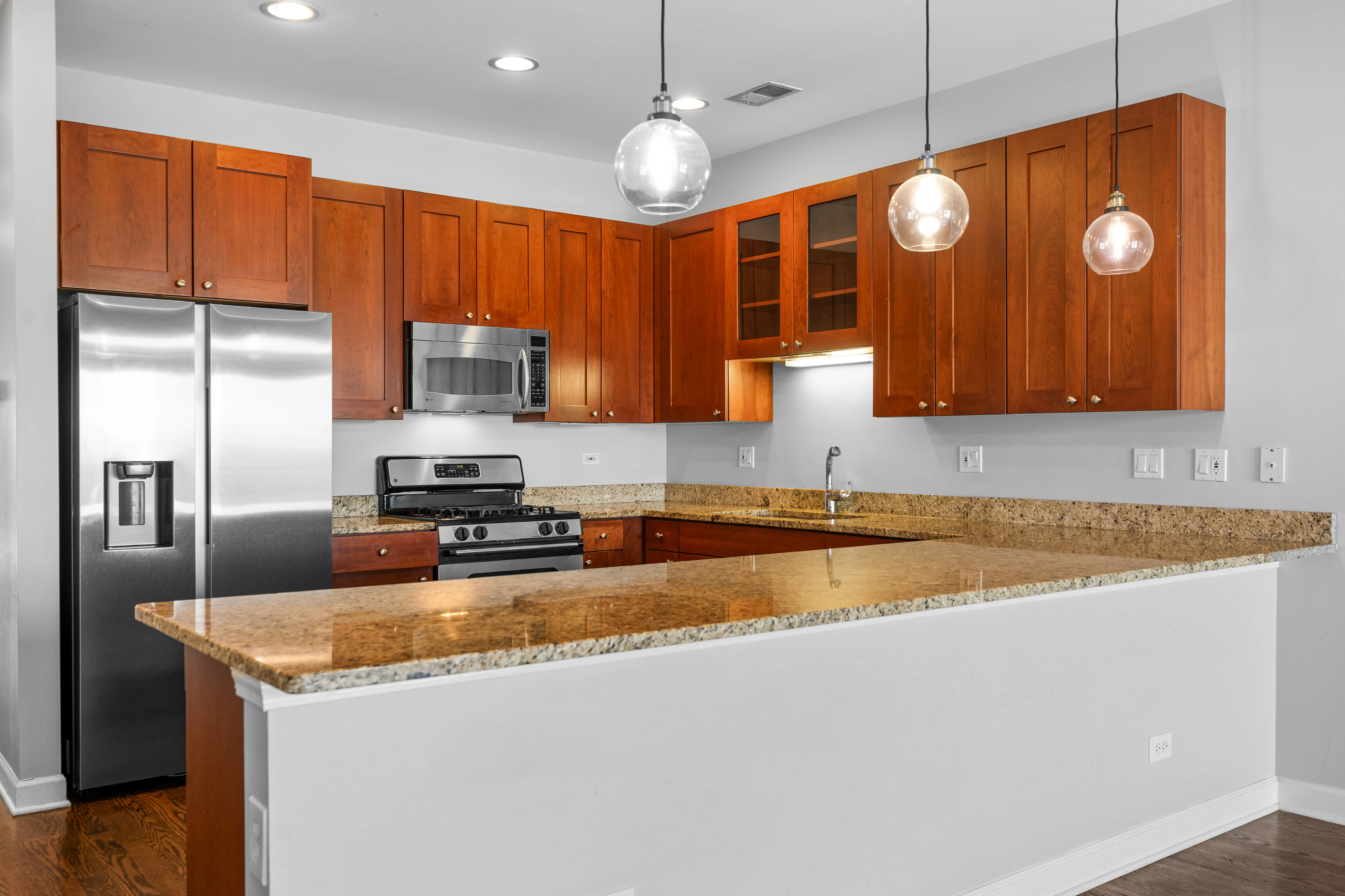 529 N Racine Ave   60642 60642-unit#3-Chicago-IL