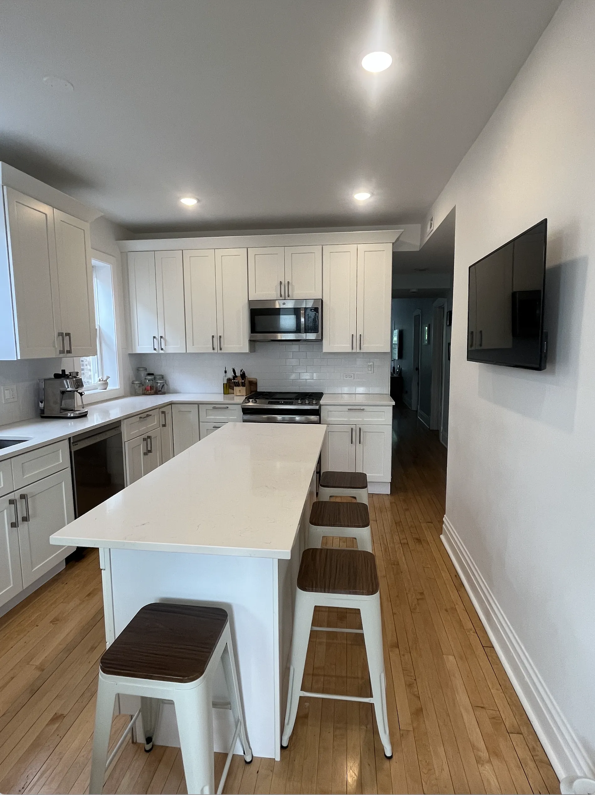 4430 N Maplewood Ave   60625 60625-unit#2-Chicago-IL