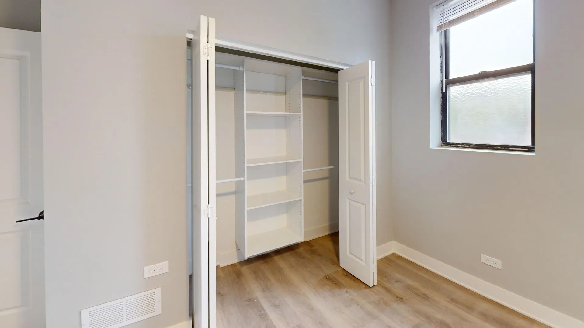 2401 N Kedzie Blvd 60647 60647-unit#2S-Chicago-IL