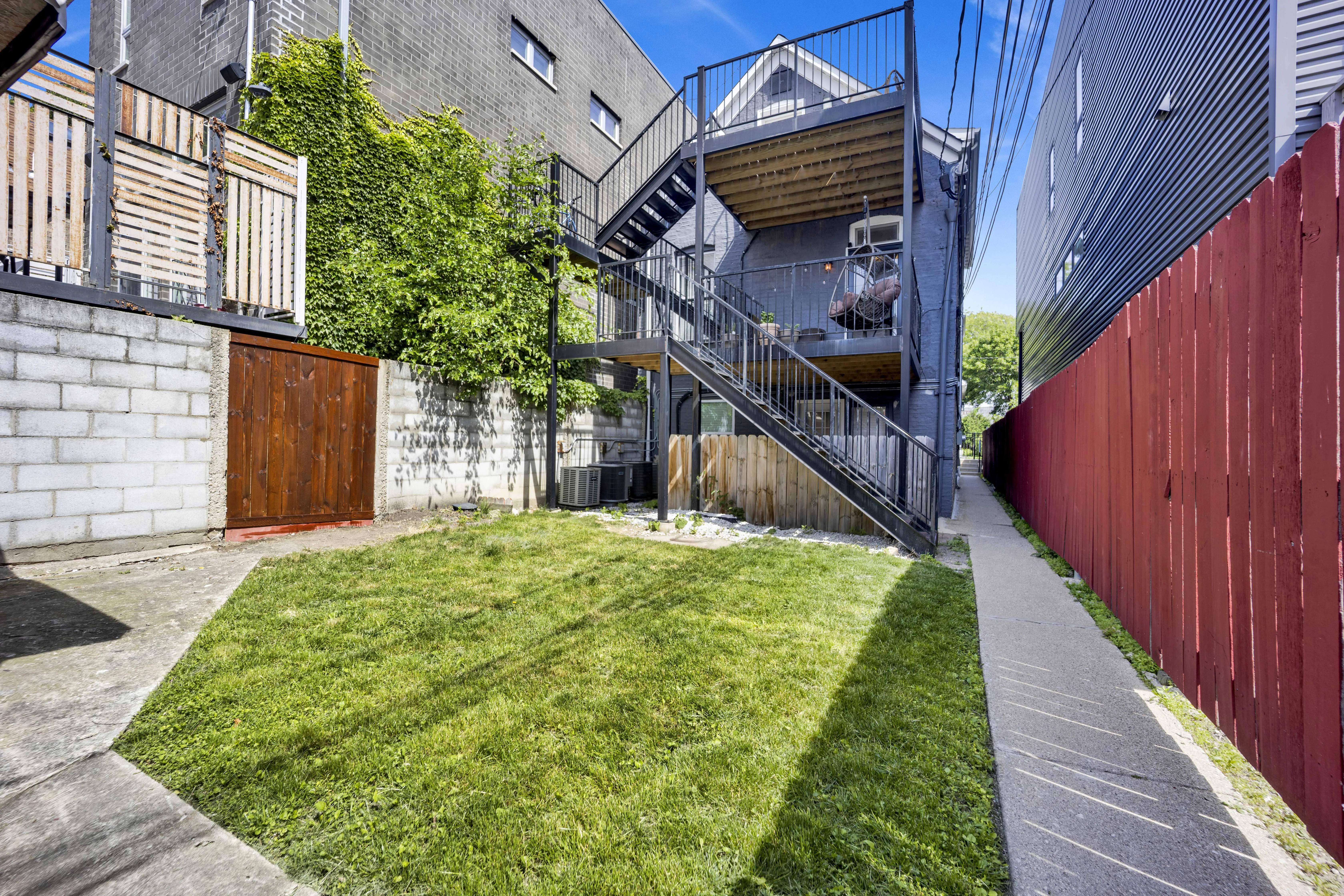 1851 W Dickens Ave   60614 60614-unit#1F-Chicago-IL
