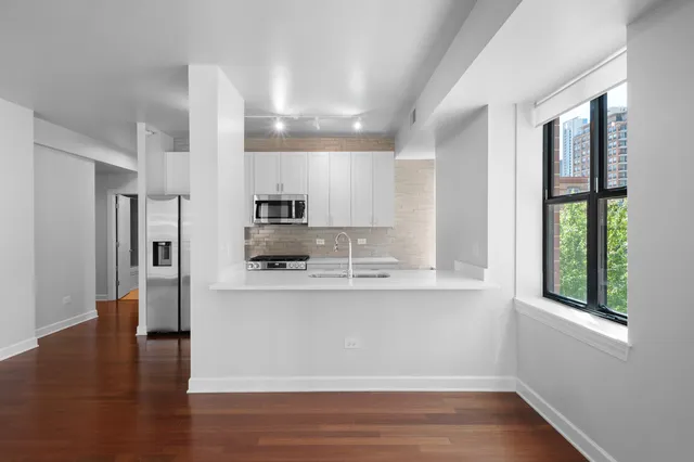 451 W Huron St   60654 60654-unit#612-Chicago-IL