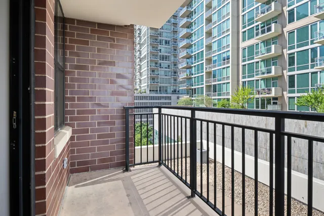 451 W Huron St   60654 60654-unit#612-Chicago-IL