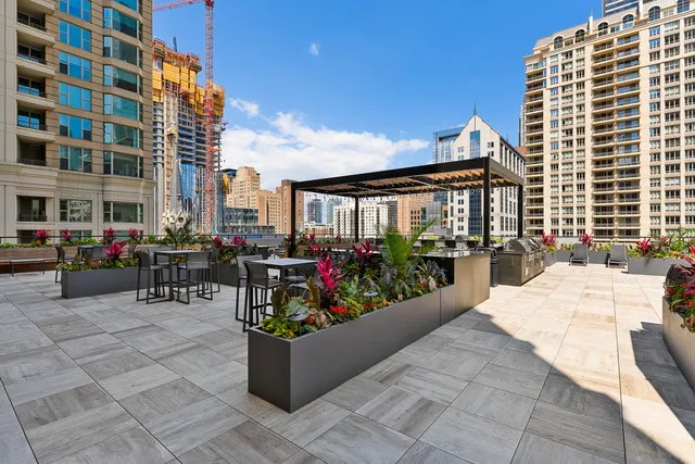 30 E Huron St   60611 60611-unit#3105-Chicago-IL