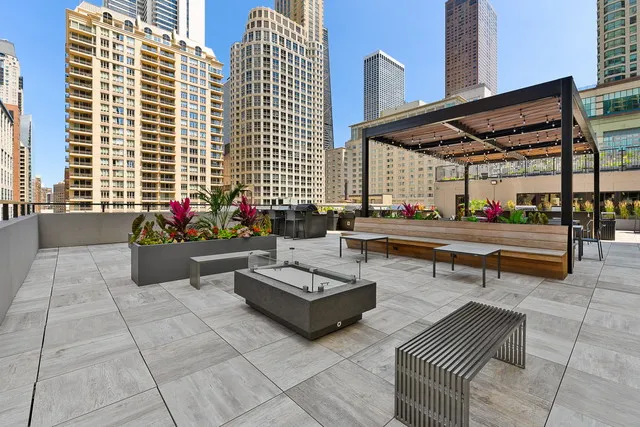 30 E Huron St   60611 60611-unit#3105-Chicago-IL