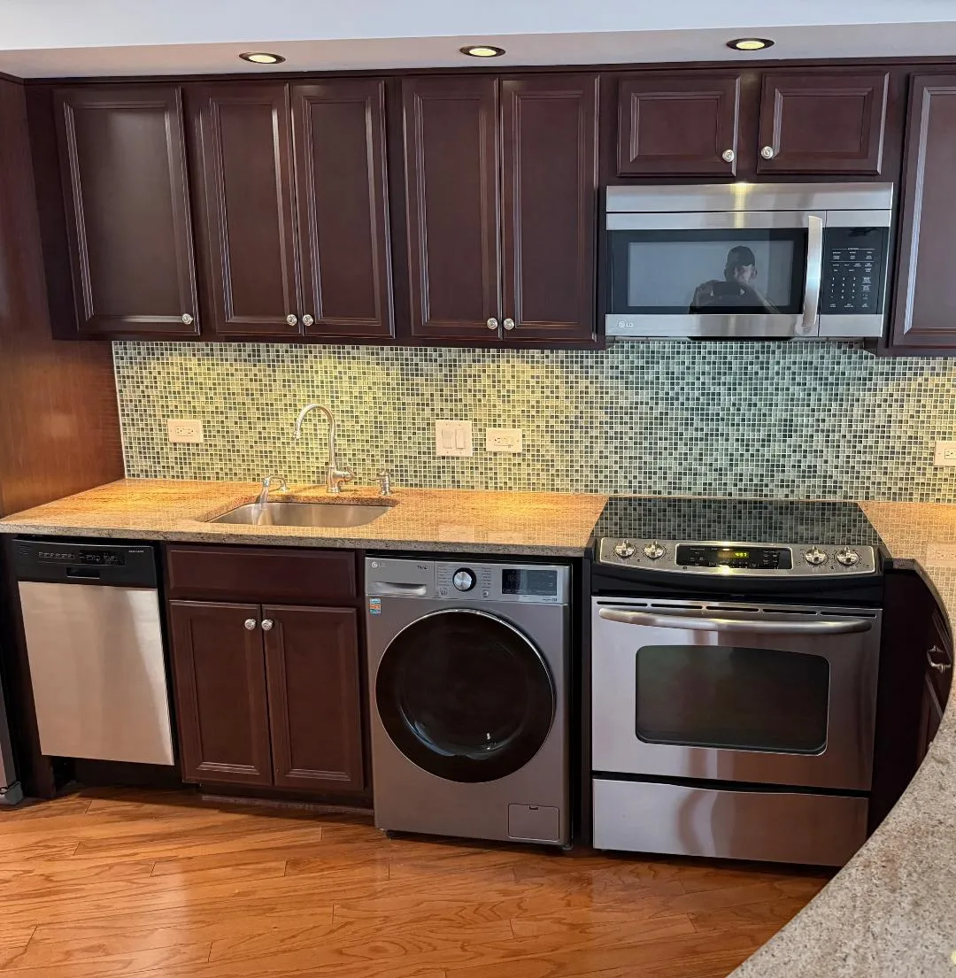 300 N State St   60654 60654-Marina Tower East -unit#3230-Chicago-IL