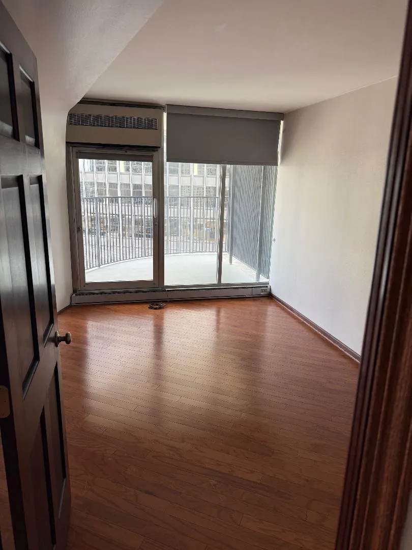 300 N State St   60654 60654-Marina Tower East -unit#3230-Chicago-IL