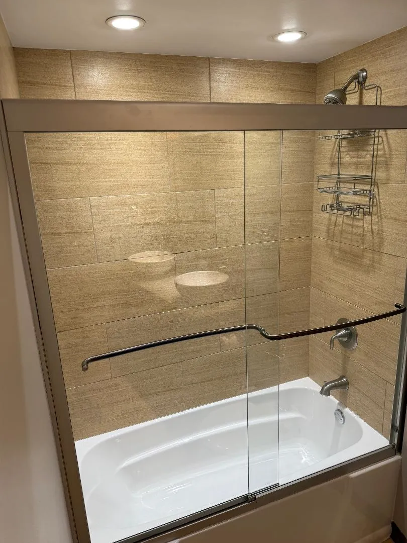 300 N State St   60654 60654-Marina Tower East -unit#3230-Chicago-IL