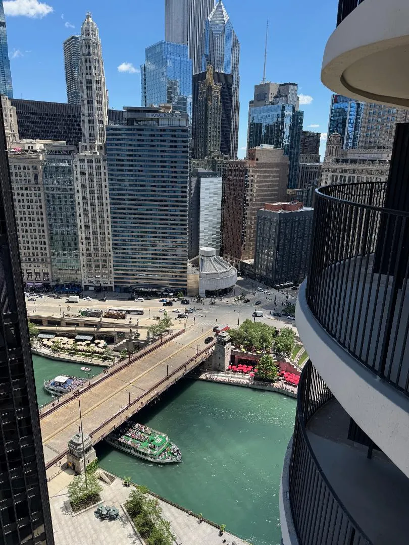 300 N State St   60654 60654-Marina Tower East -unit#3230-Chicago-IL