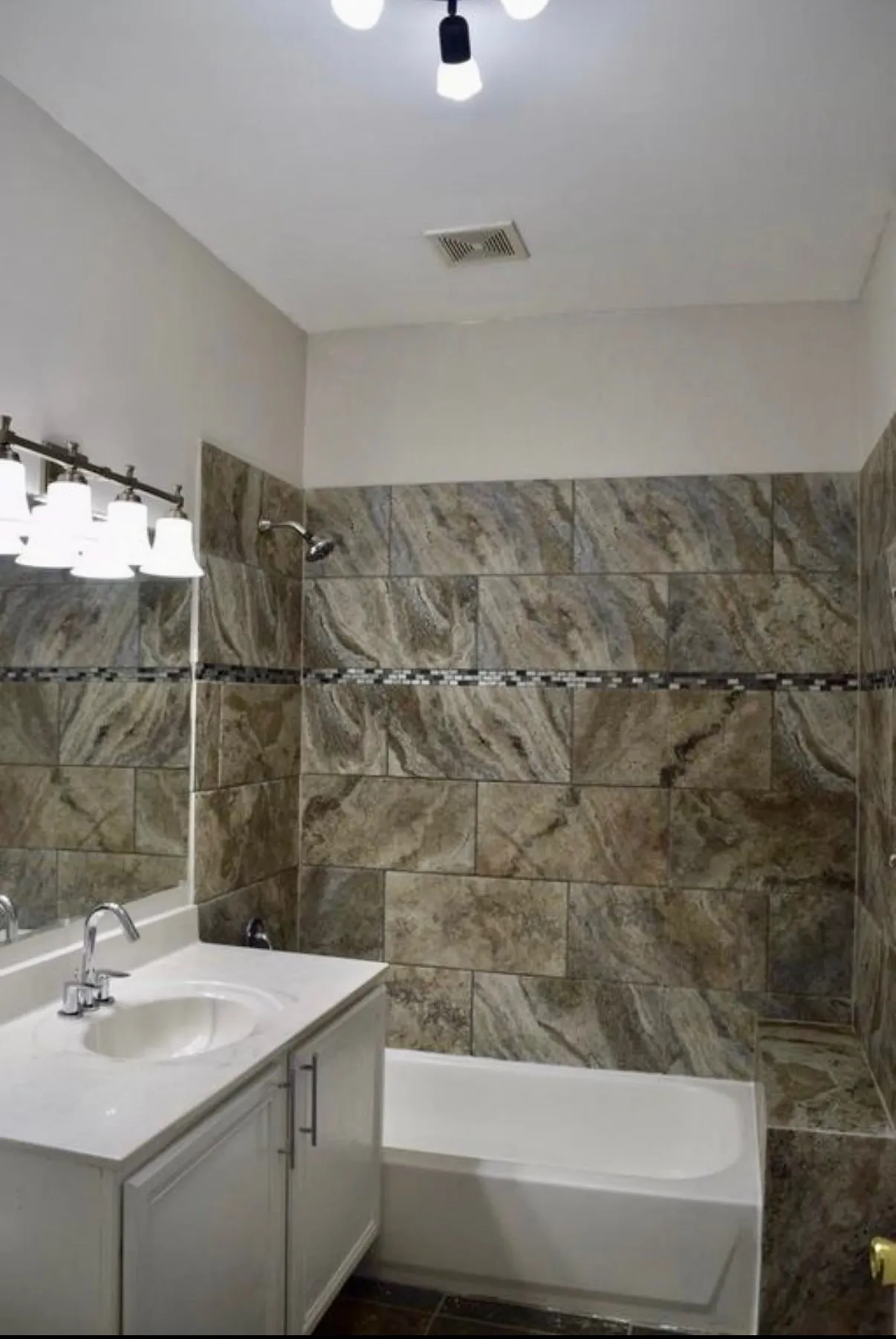 871 N MOZART ST 60622-unit#1-Chicago-IL