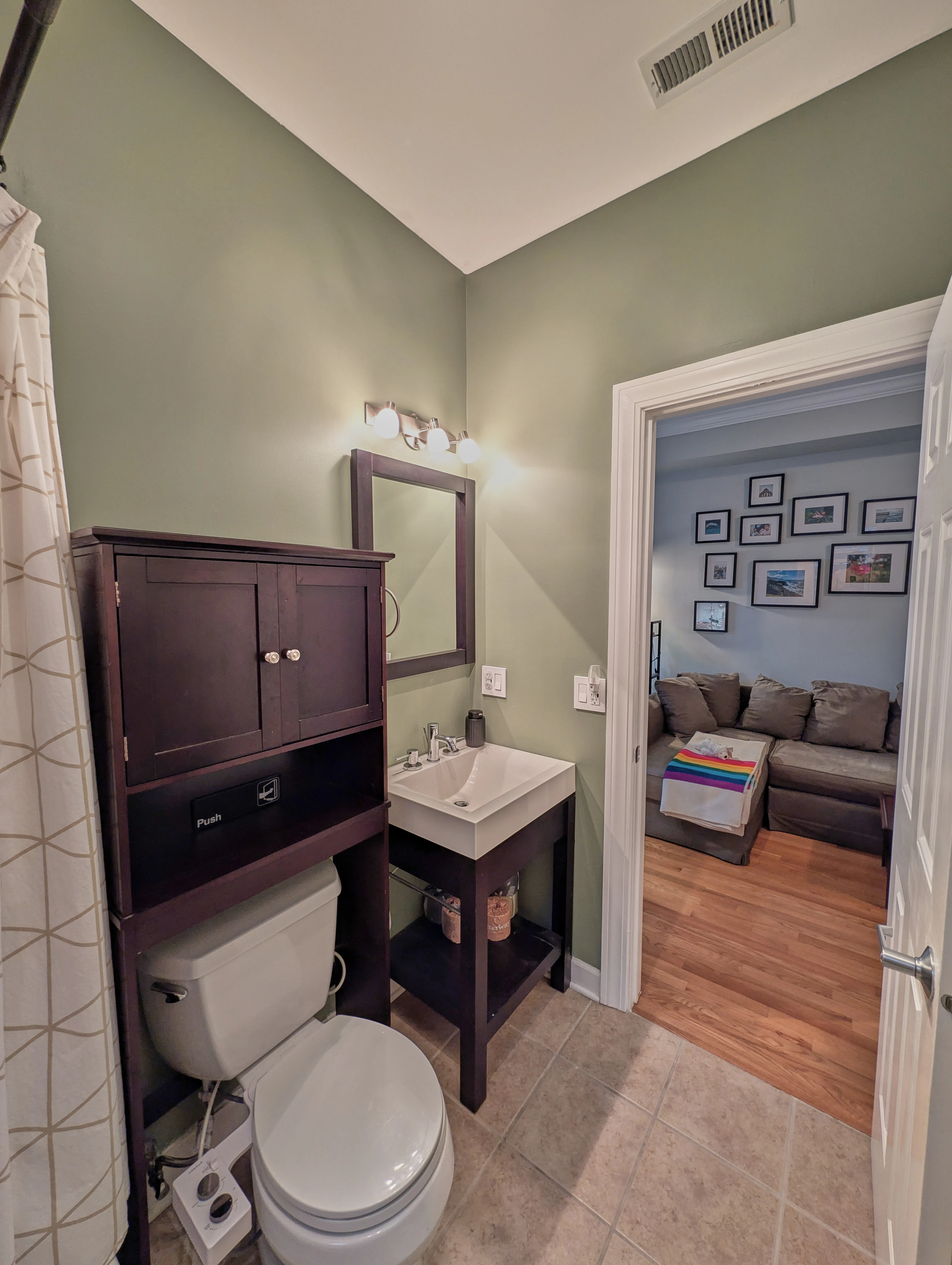 534 1/2 W Belmont Ave   60657 60657-unit#3S-Chicago-IL