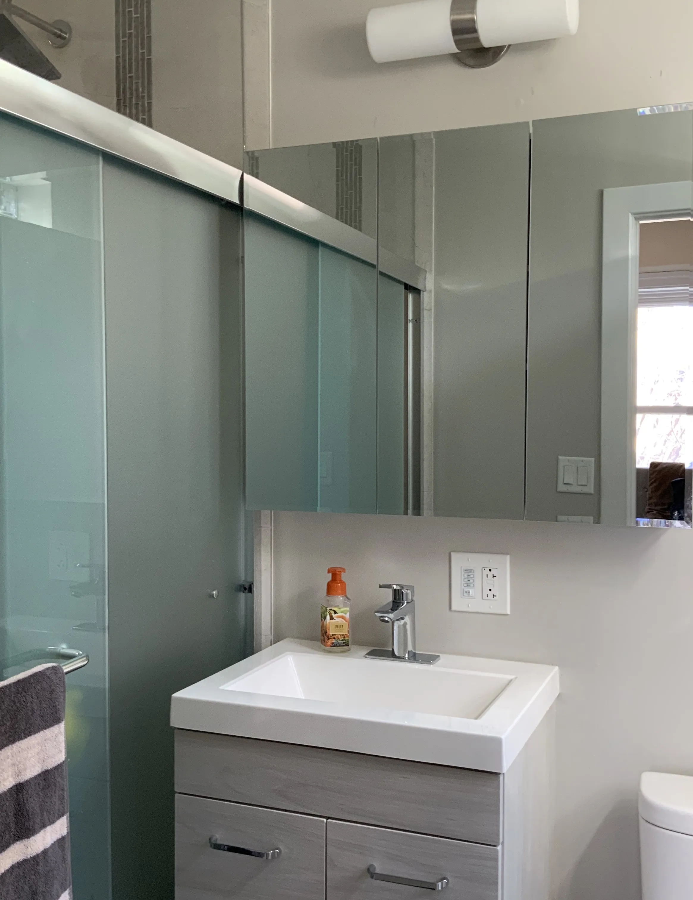 1522 W Sunnyside Ave   60640 60640-Sunnyside -unit#1-Chicago-IL