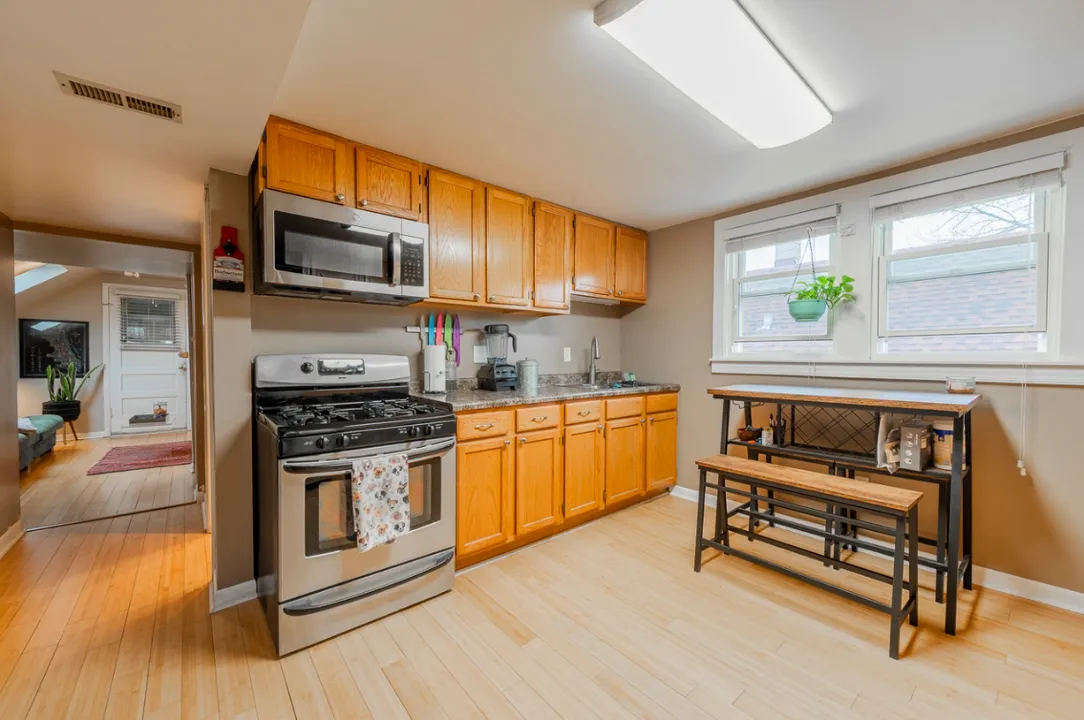 5055 W Argyle St   60630 60630-unit#3-Chicago-IL