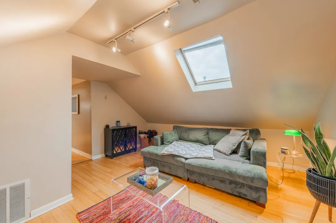 5055 W Argyle St   60630 60630-unit#3-Chicago-IL