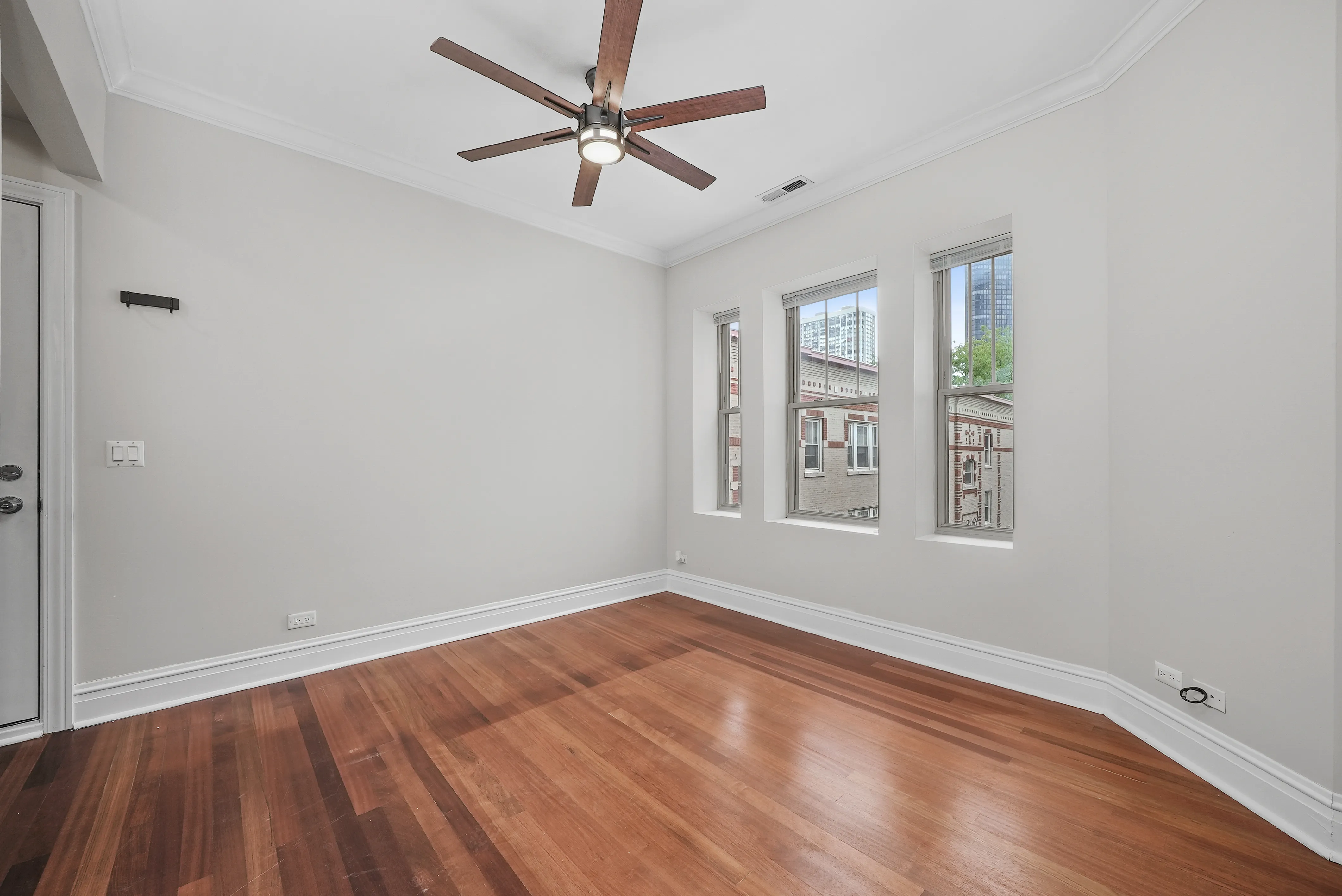 5340 N Winthrop Ave   60640 60640-unit#3S-Chicago-IL