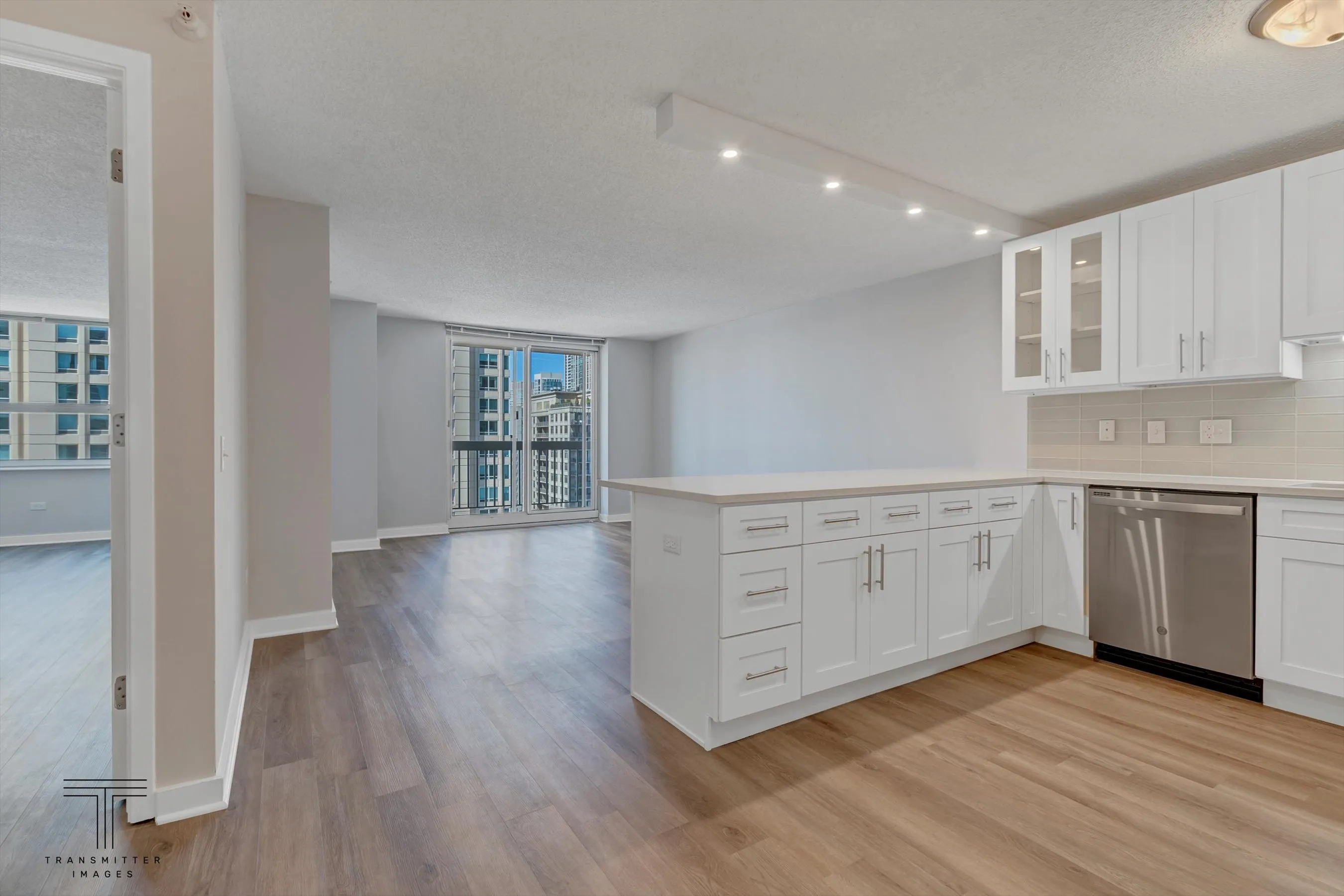 545 N Dearborn St   60654 60654-Grand Plaza-unit#2503-Chicago-IL