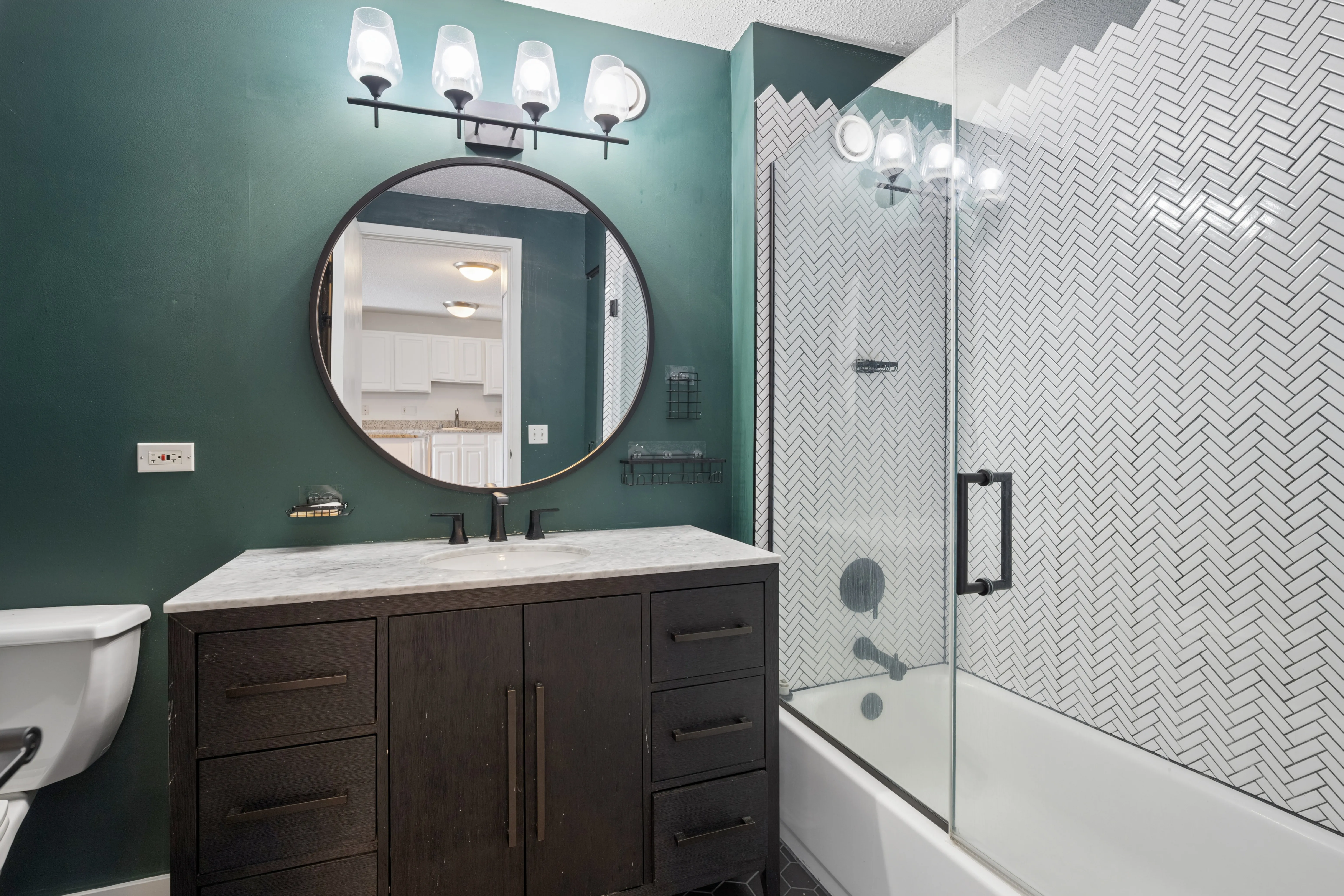 545 N Dearborn Pkwy   60654 60654-Grand Plaza-unit#3008-Chicago-IL