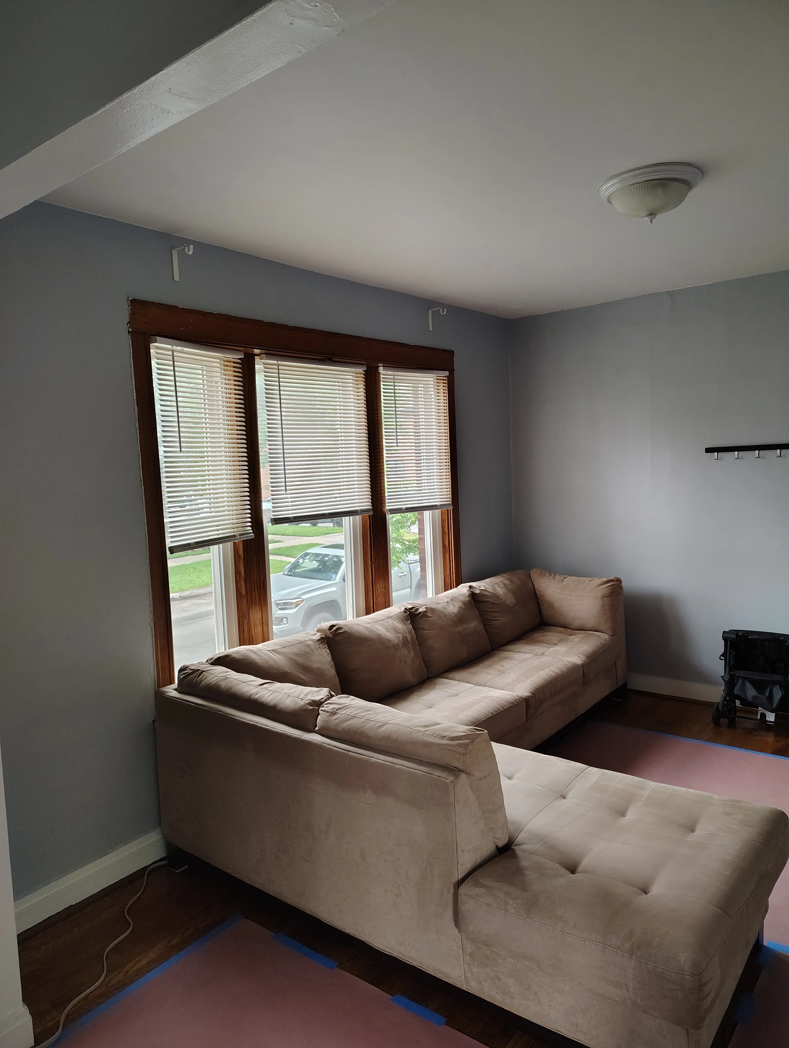 2907 W Fletcher St 60618 60618-unit#1st floor-Chicago-IL