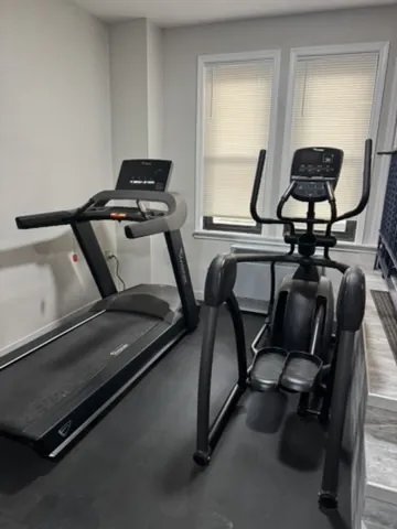 6540 N Glenwood Ave 60626 60626-unit#208-Chicago-IL