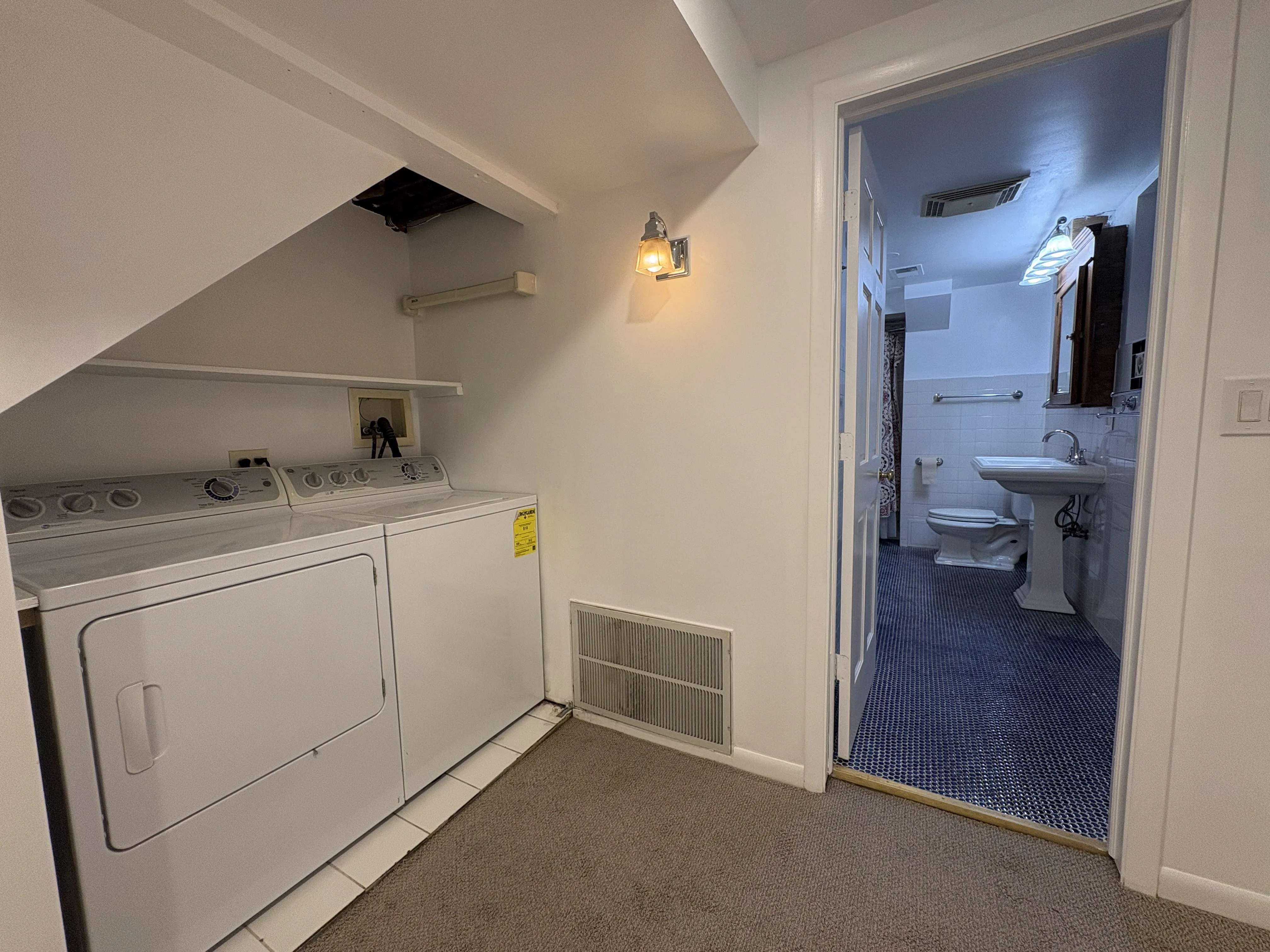 610 W Briar Pl   60657 60657-Two Flat-unit#1-Chicago-IL