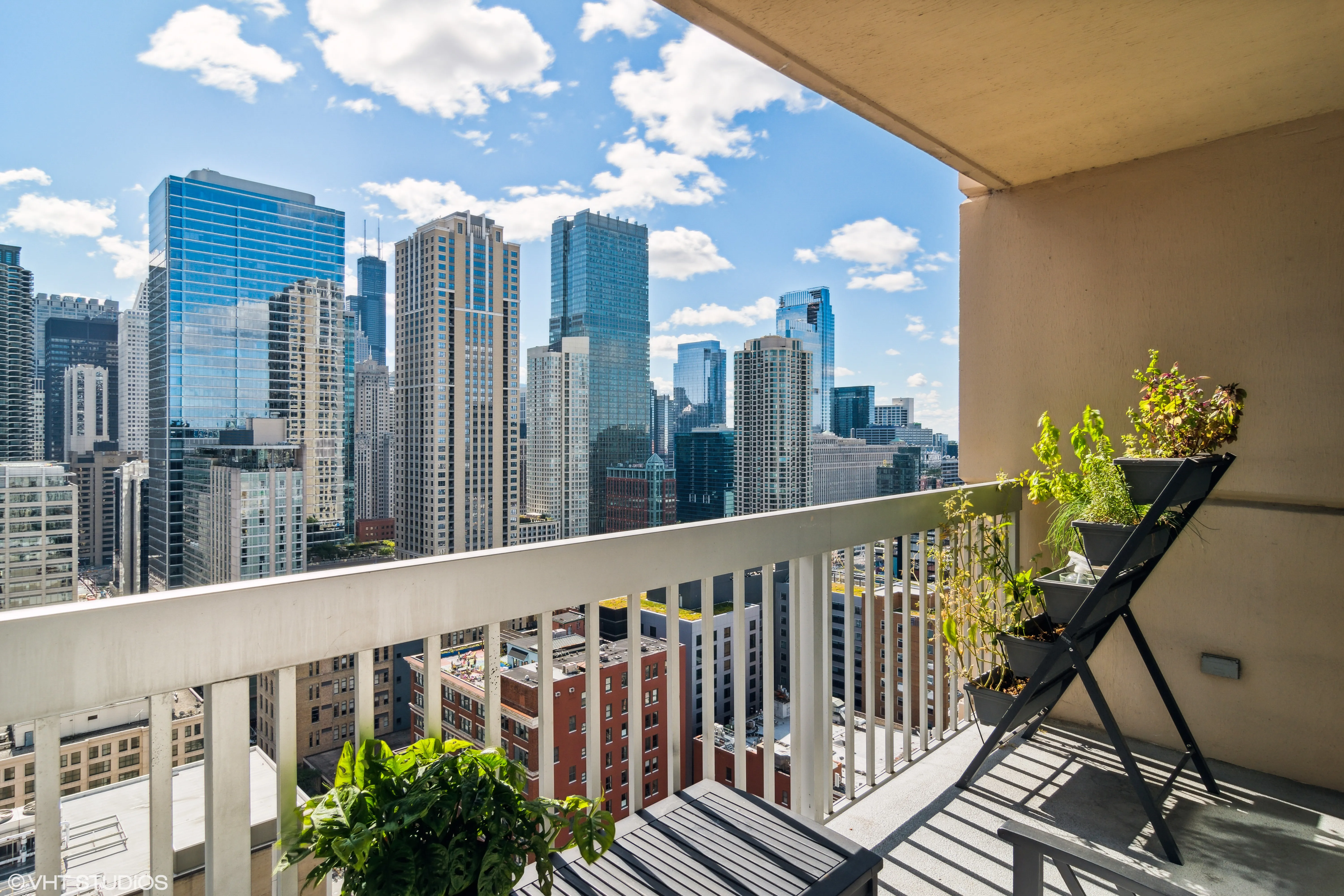 545 N Dearborn Pkwy   60654 60654-Grand Plaza-unit#3008-Chicago-IL
